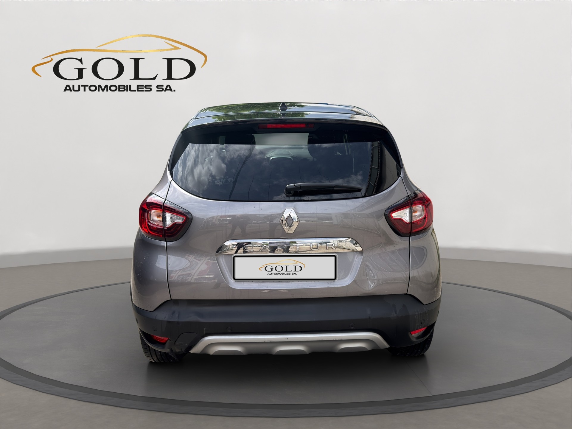 RENAULT Captur 1.2 T 16V 90th Anniversary EDC-image-13