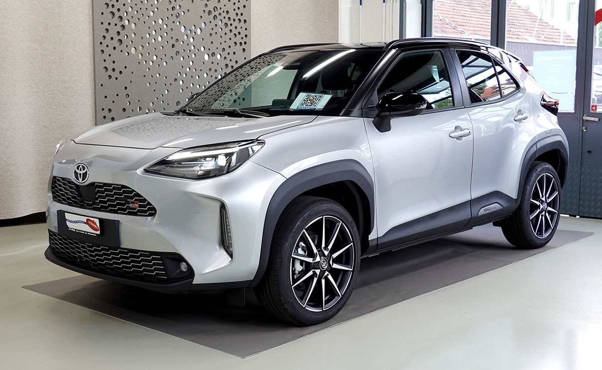 TOYOTA Yaris Cross 1.5 GR Sport e-CVT-image-0