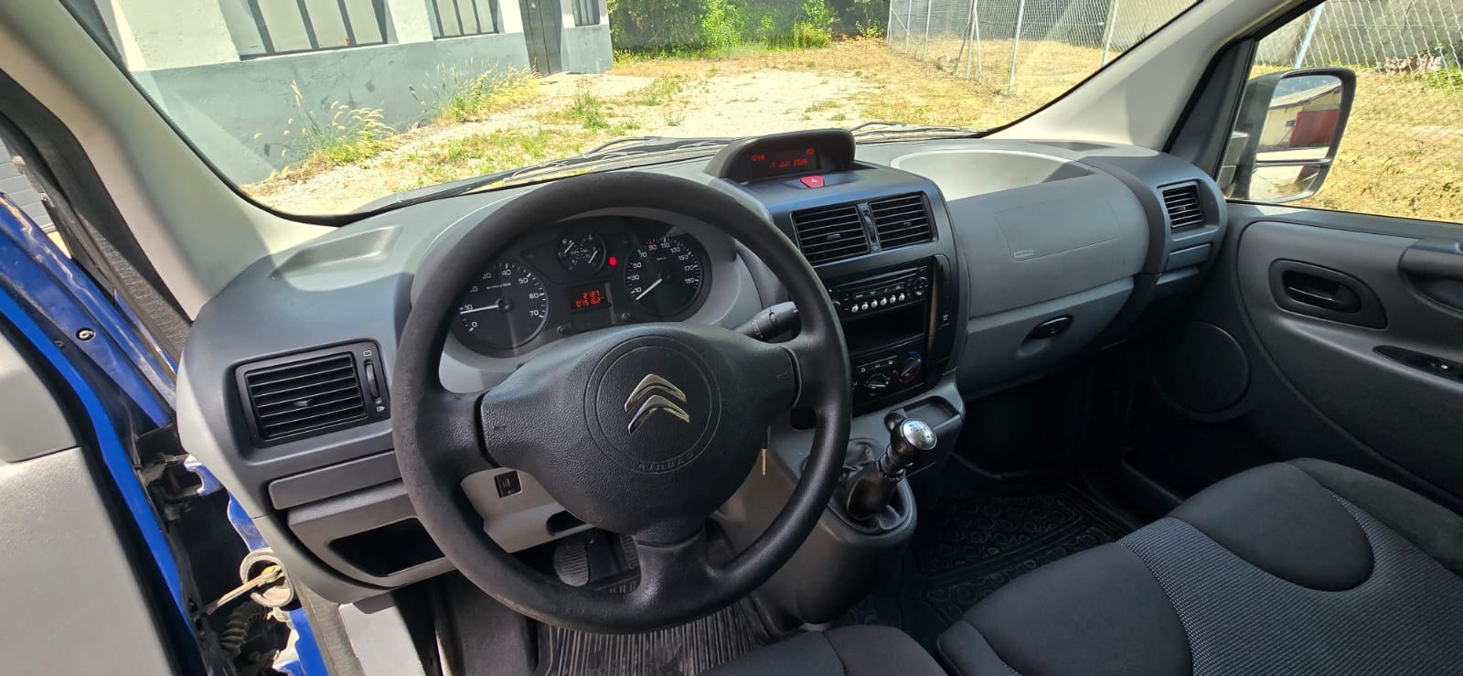 CITROEN Jumpy 2.0 HDi L2H1 Exclusive-image-5