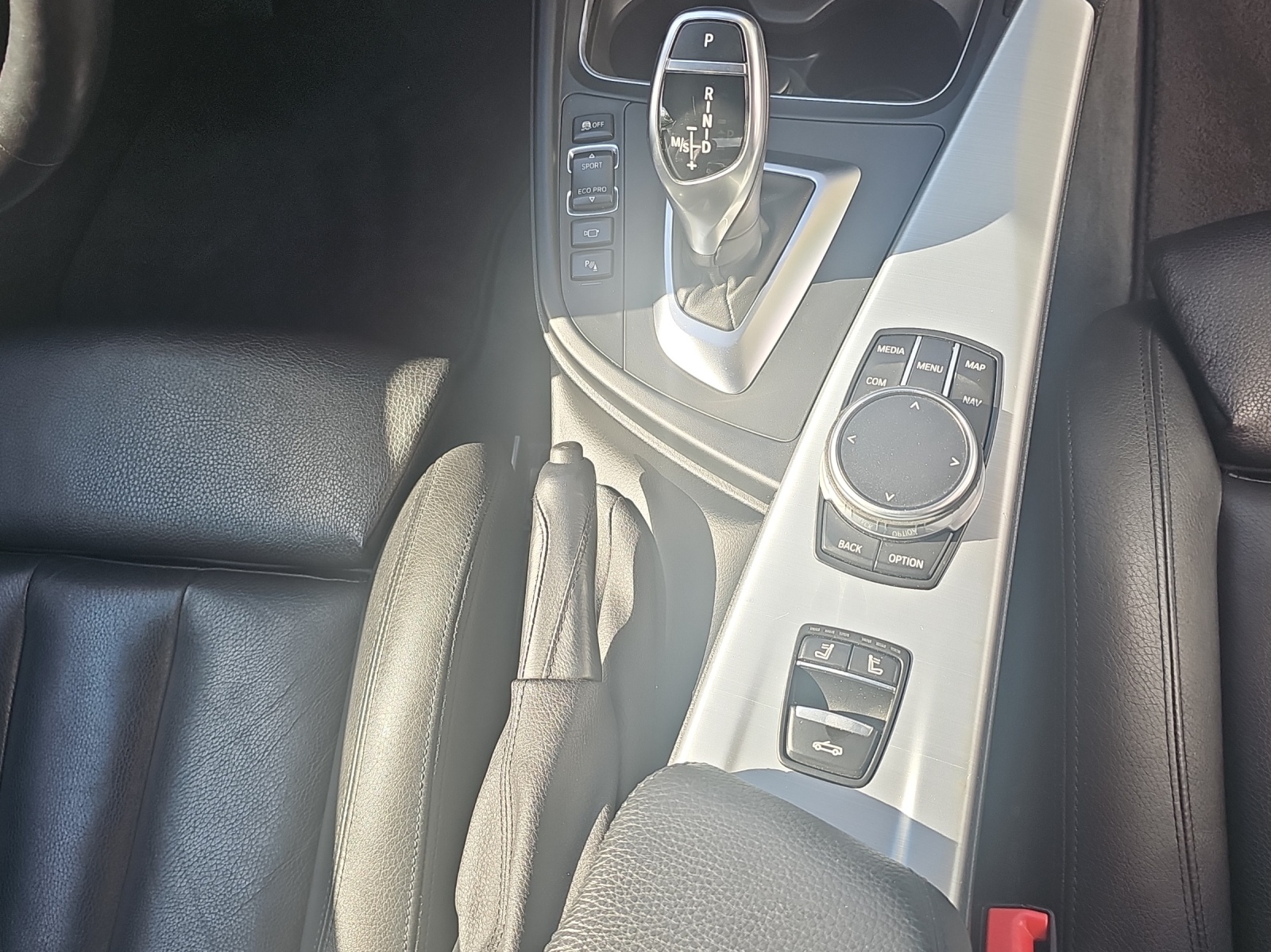 BMW 430i Cabrio xDrive Sport-image-17