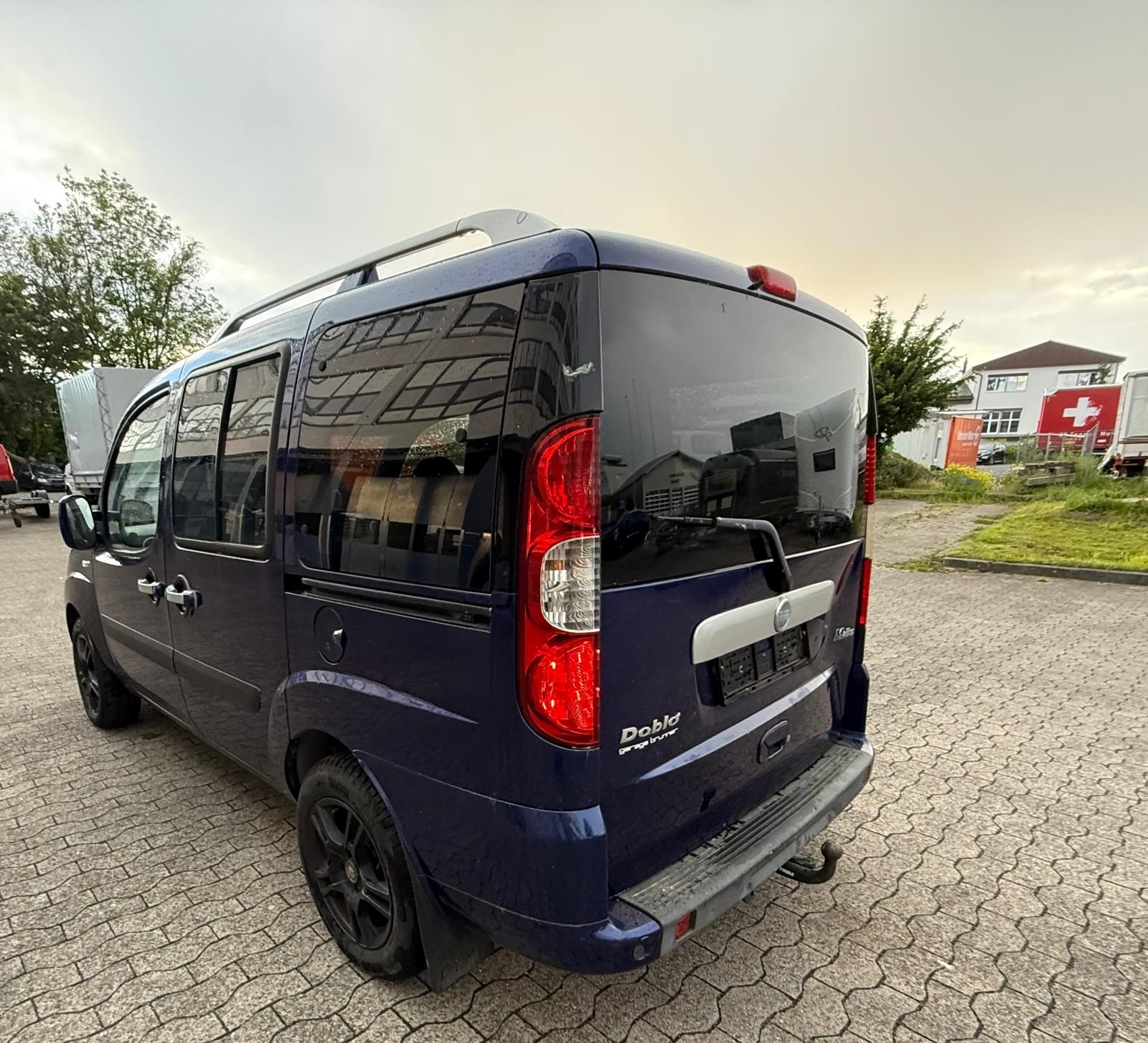 FIAT Doblò 1.9 JTD Dynamic-image-3