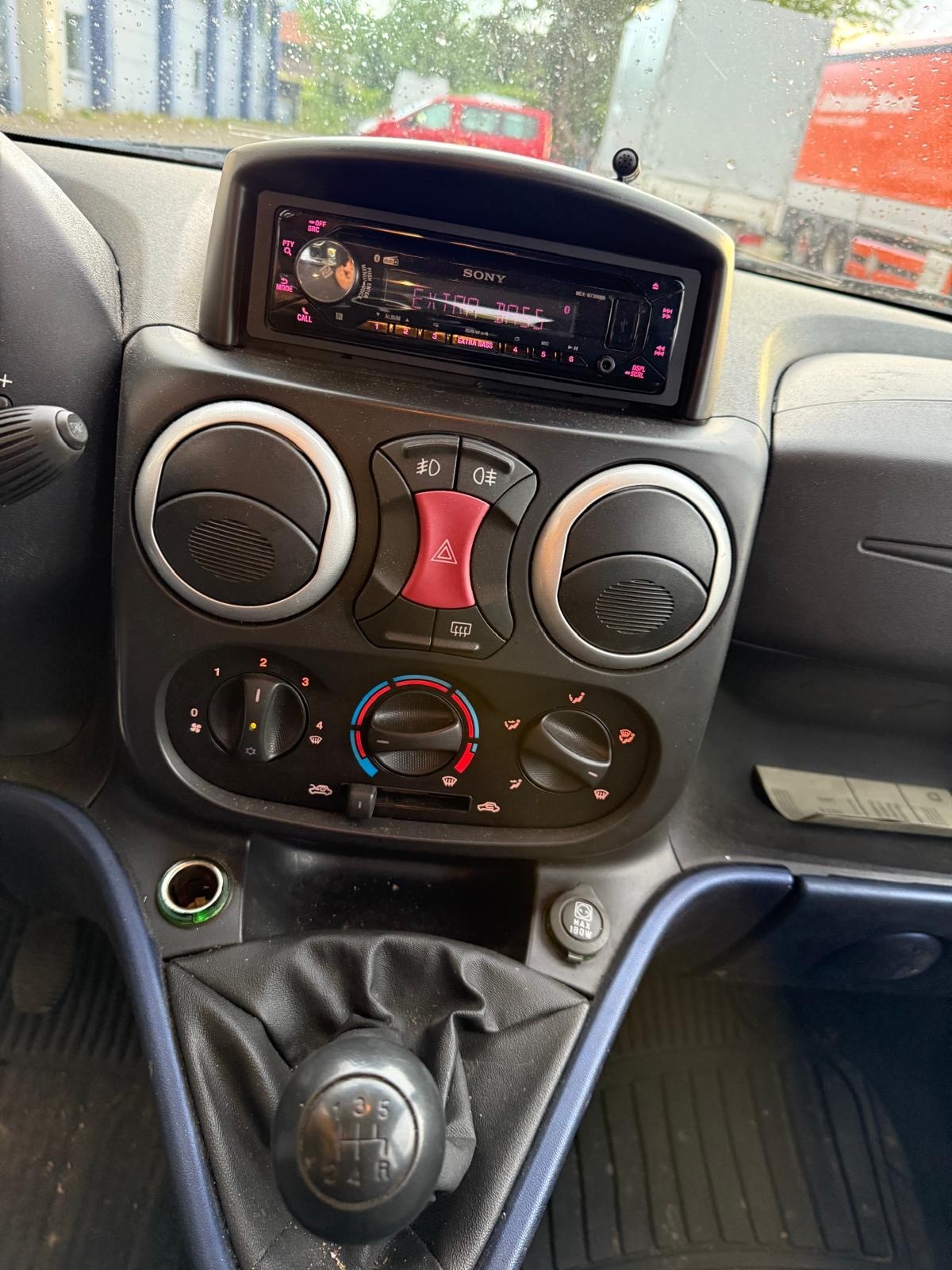 FIAT Doblò 1.9 JTD Dynamic-image-6