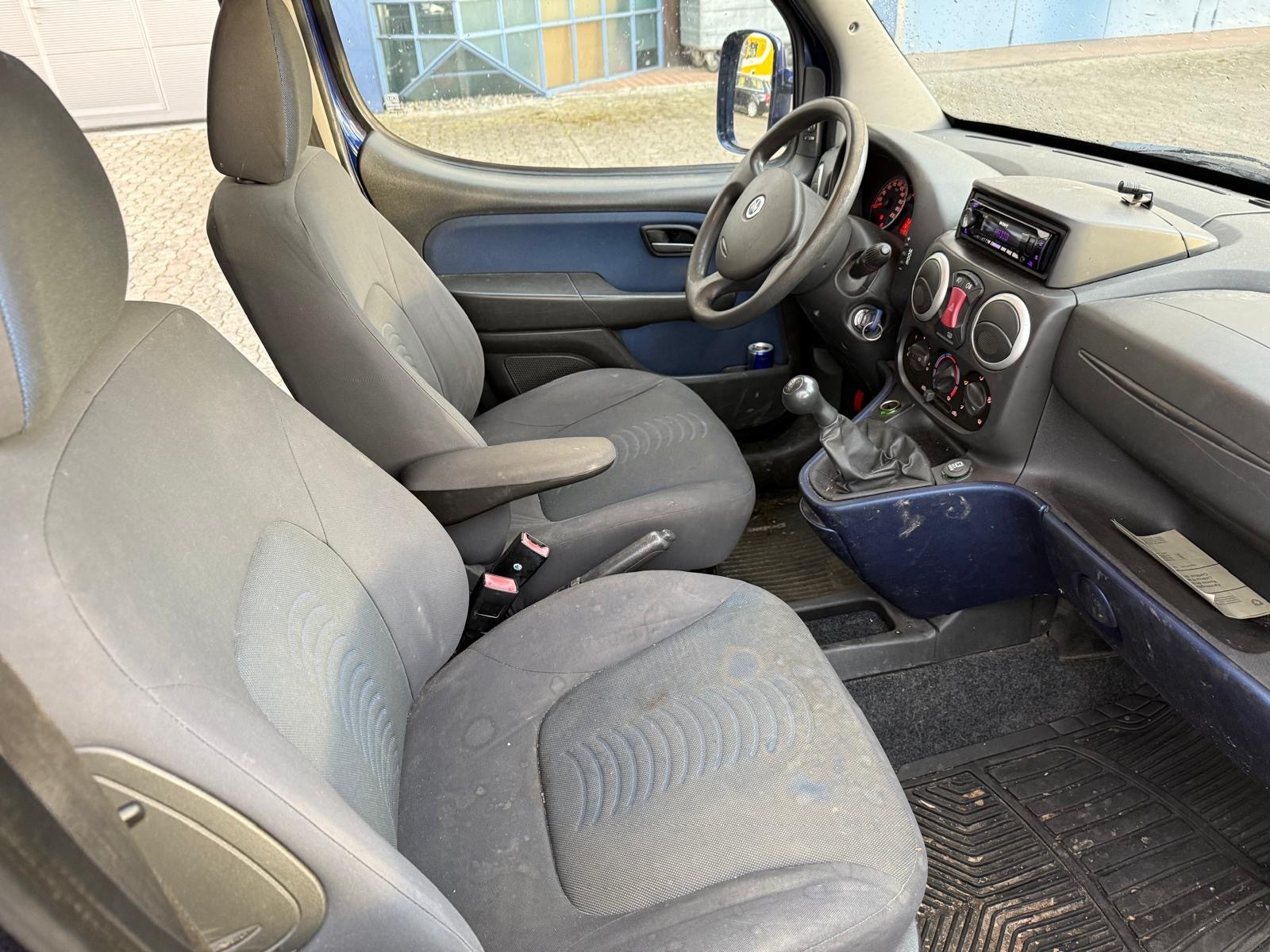 FIAT Doblò 1.9 JTD Dynamic-image-7
