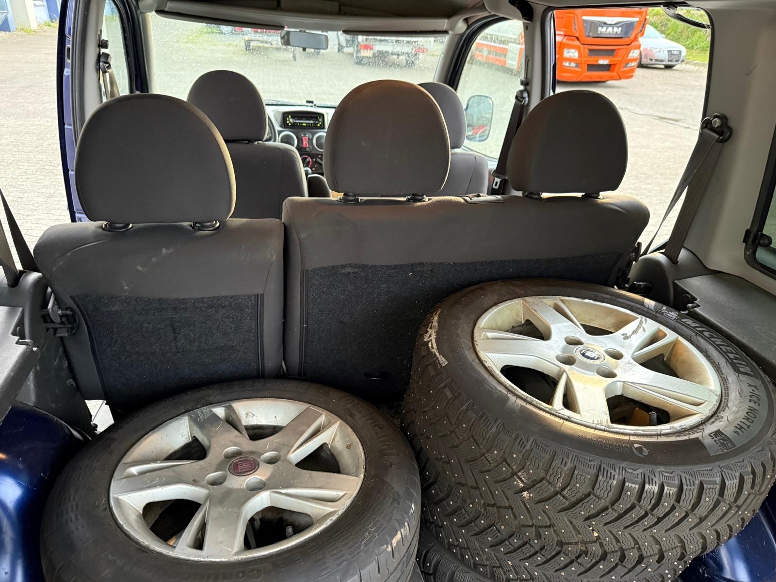 FIAT Doblò 1.9 JTD Dynamic-image-13