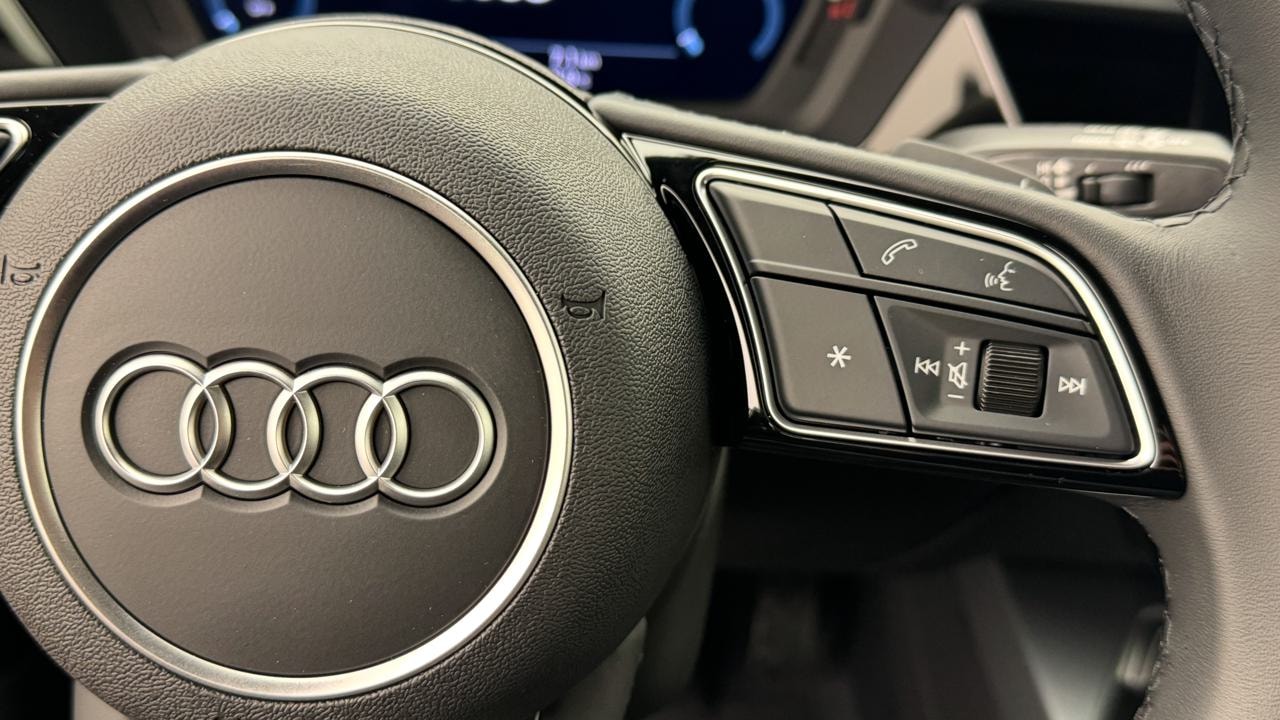 AUDI A3 Sportback TFSI 110 kW advanced S tronic-image-9