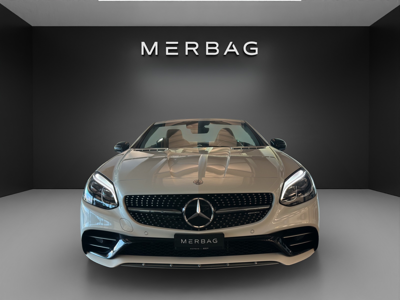 MERCEDES-BENZ SLC 43 AMG-image-1