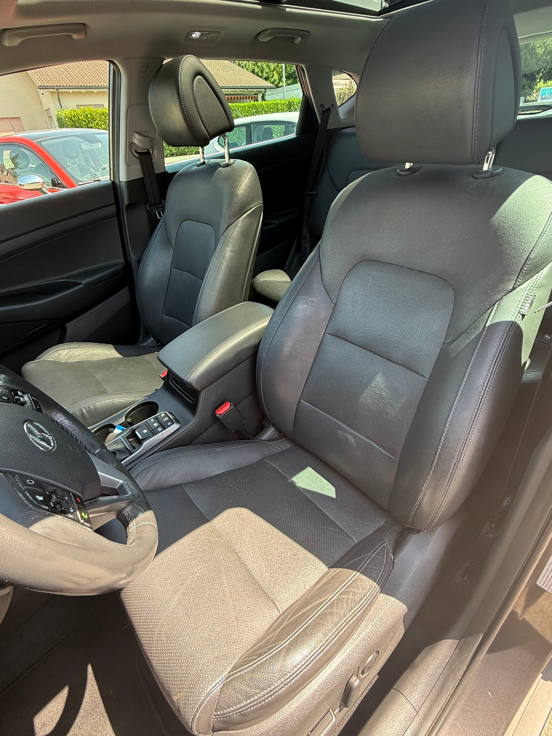 HYUNDAI Tucson 2.0 CRDI Vertex 4WD Automatic-image-5