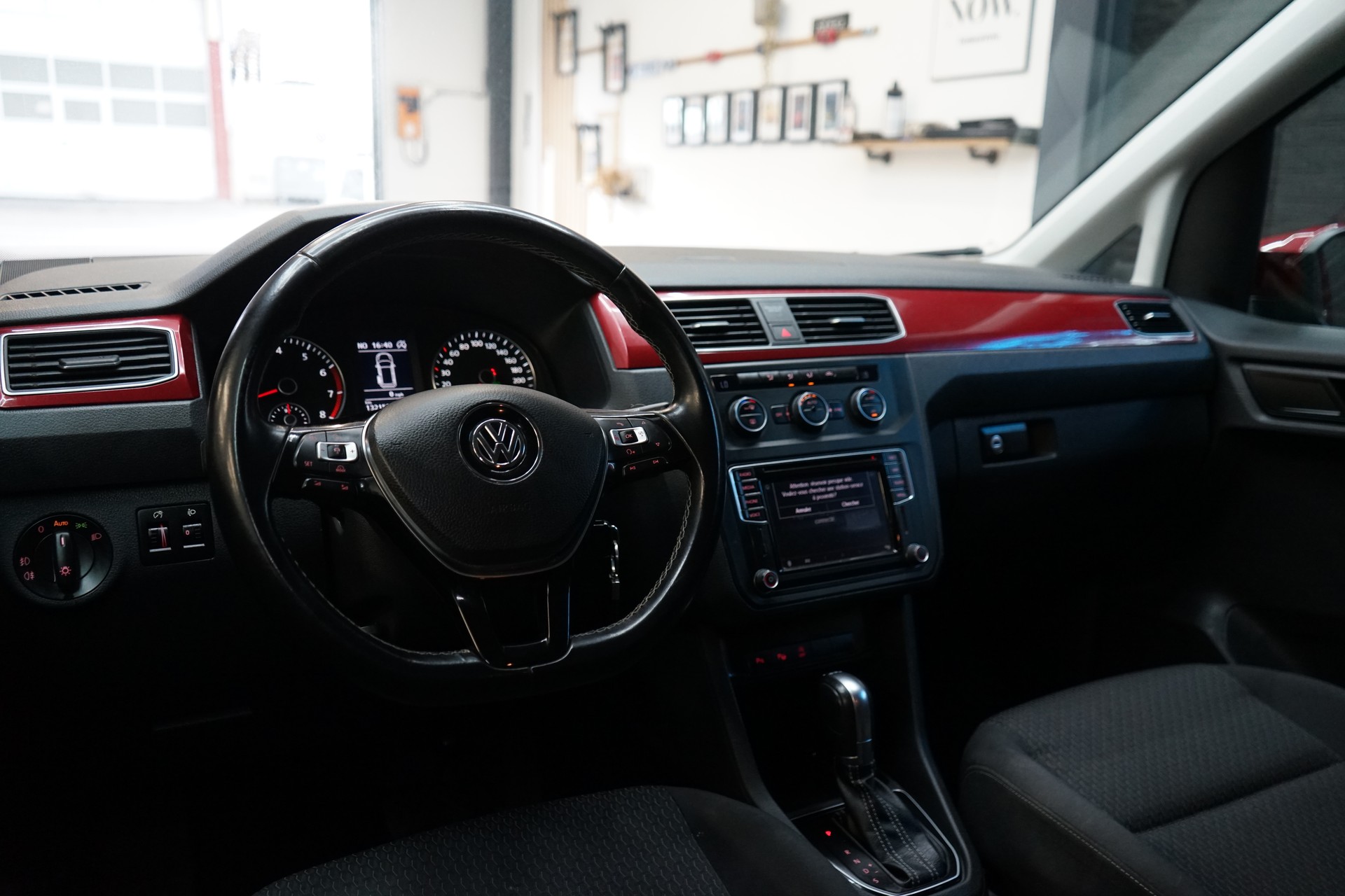 VW Caddy 1.4 TSI Generation Four DSG-image-5
