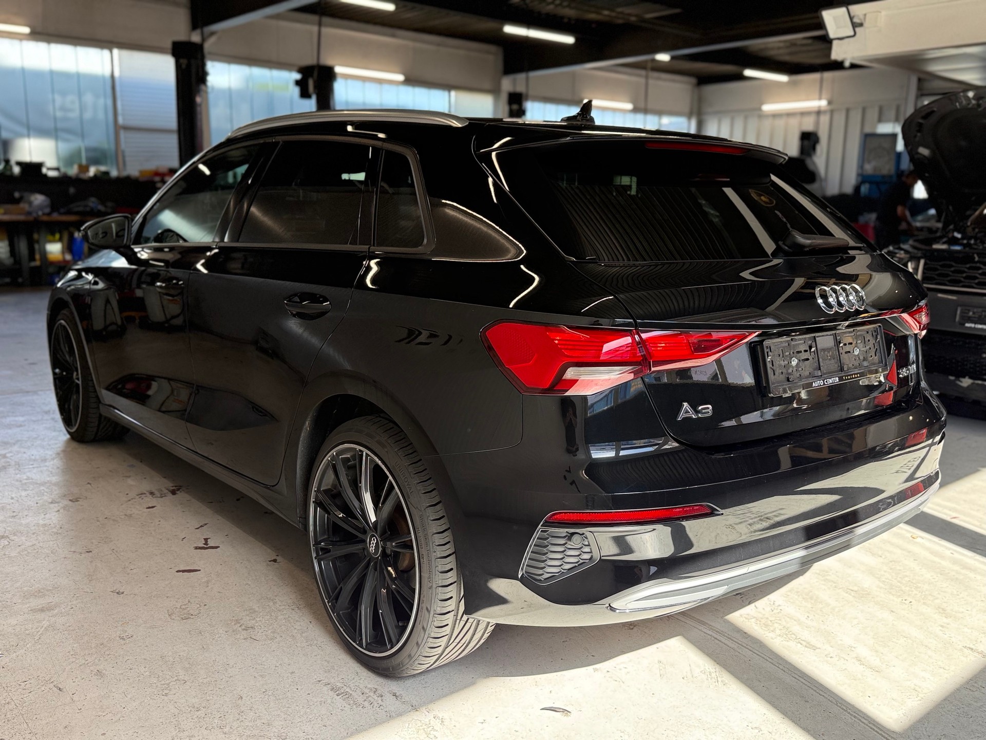 AUDI A3 Limousine 35 TDI advanced S-tronic-image-5
