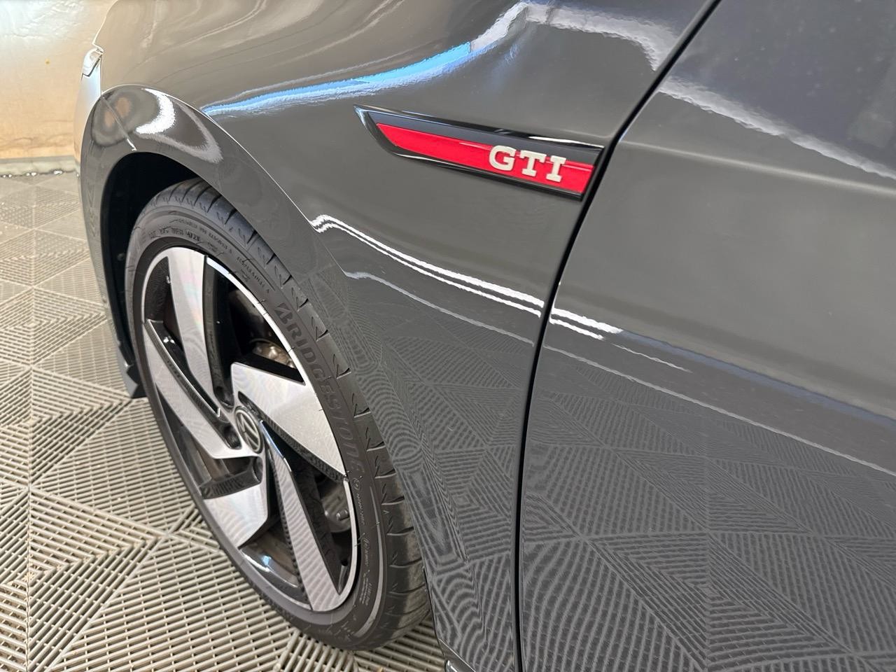 VW Golf 2.0 TSI GTI Clubsport DSG-image-14