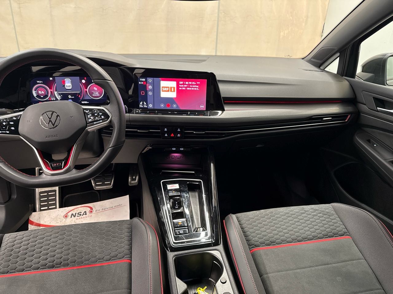 VW Golf 2.0 TSI GTI Clubsport DSG-image-4