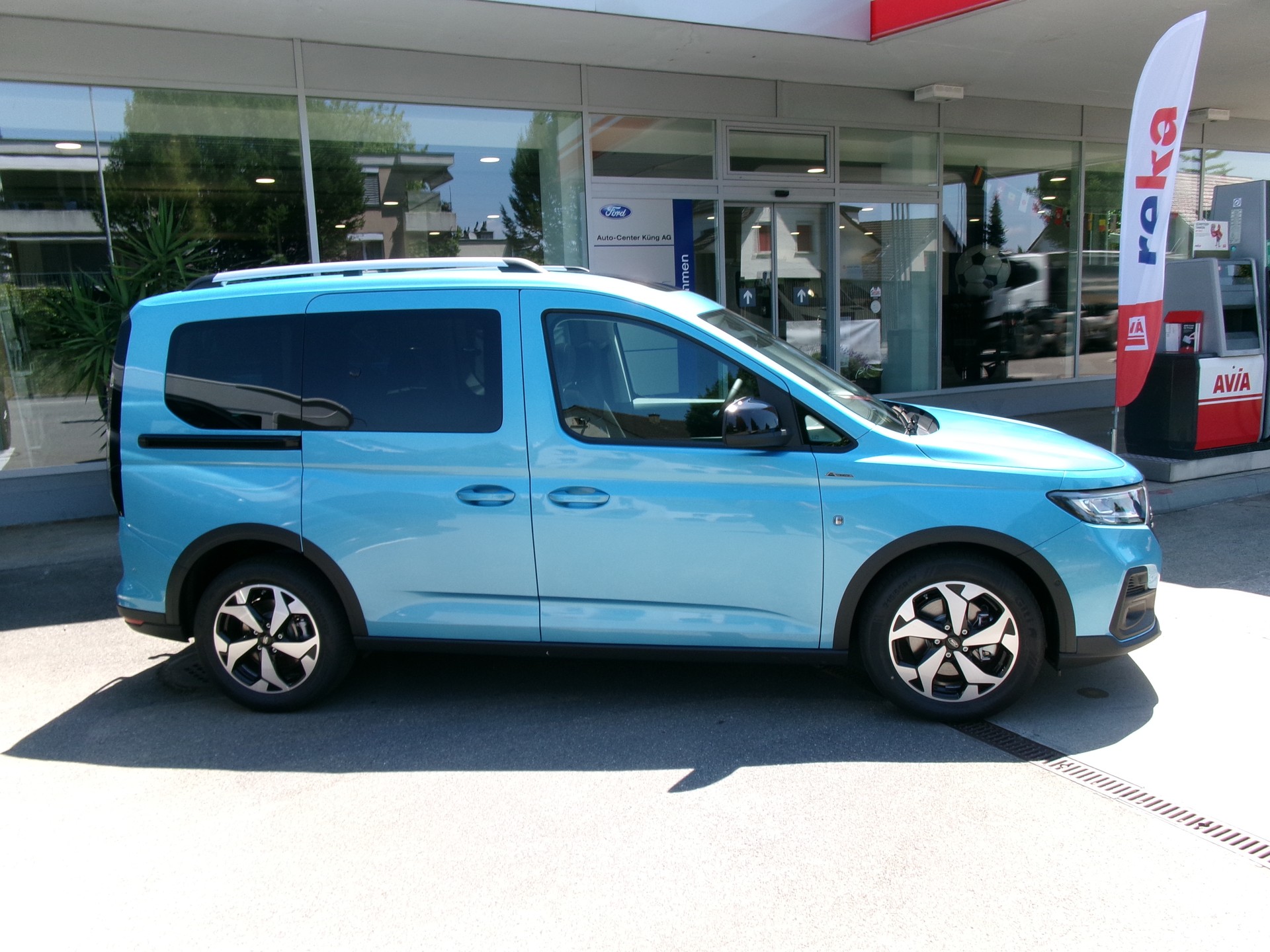 FORD Tourneo Connect 1.5 PHEV Active Automat-image-3
