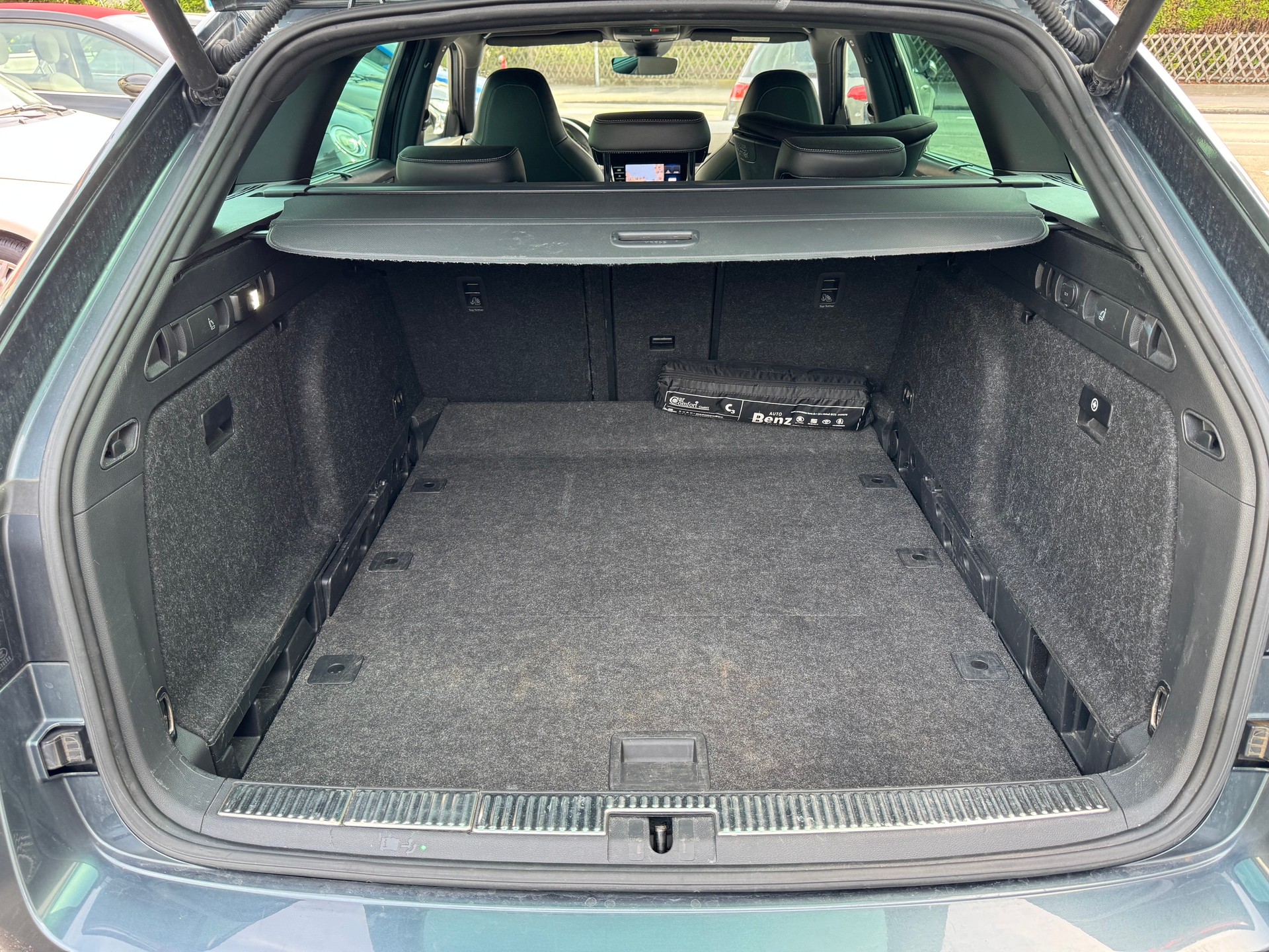 SKODA Superb Combi 2.0 TDi SportLine DSG-image-20