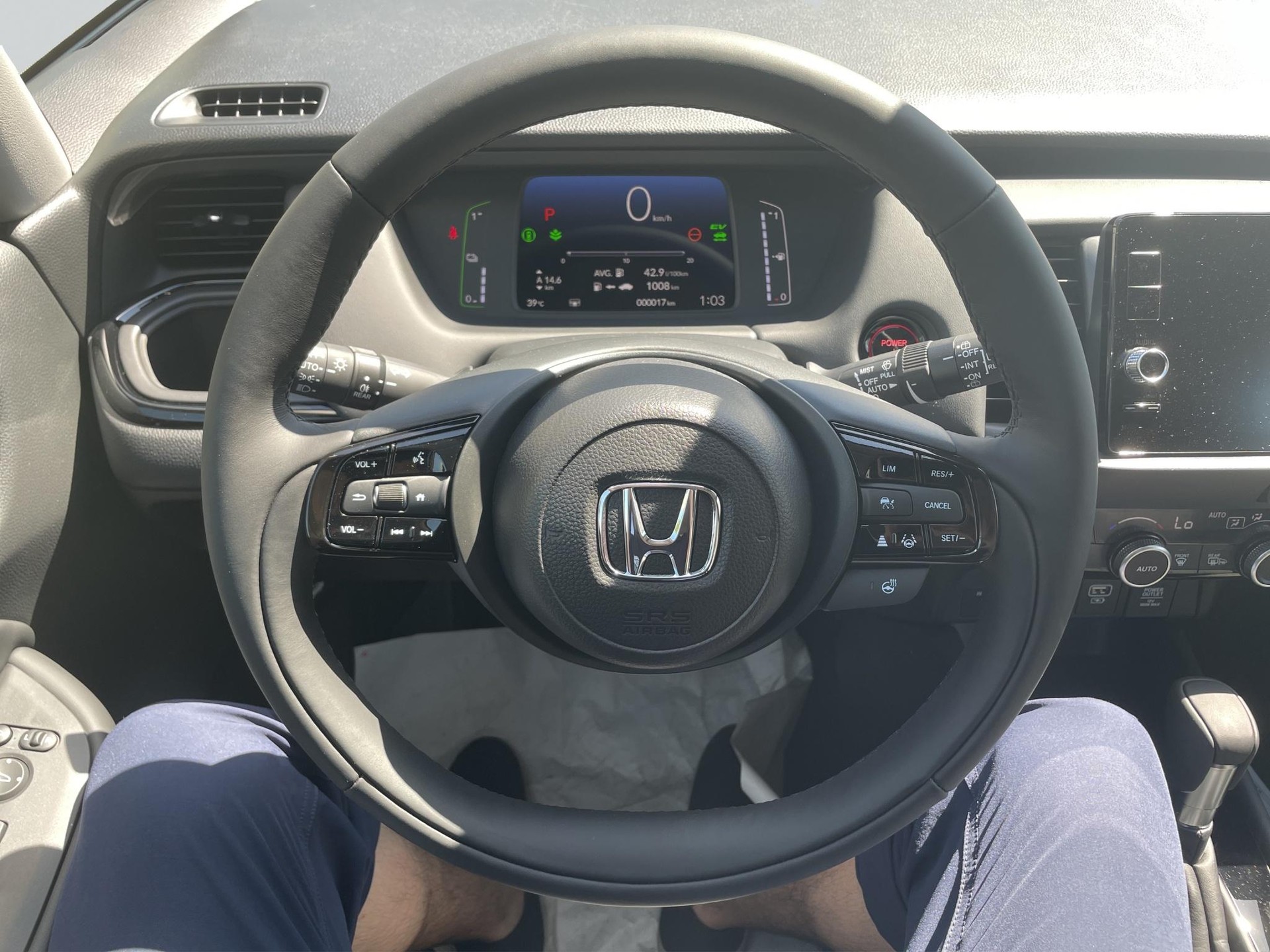 HONDA Jazz 1.5 i-MMD Advance-image-10