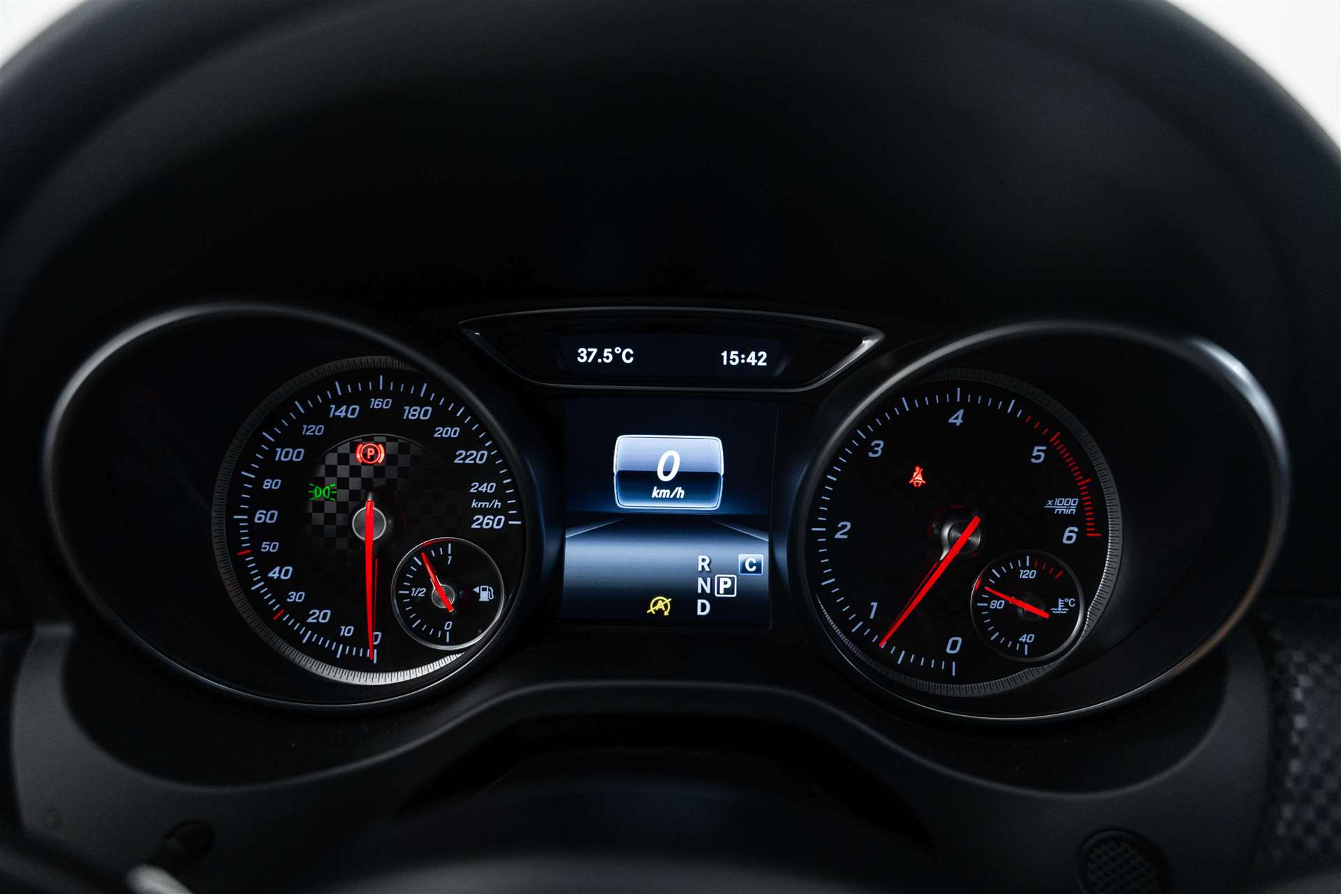 MERCEDES-BENZ A 200 CDI Urban 7G-DCT-image-15
