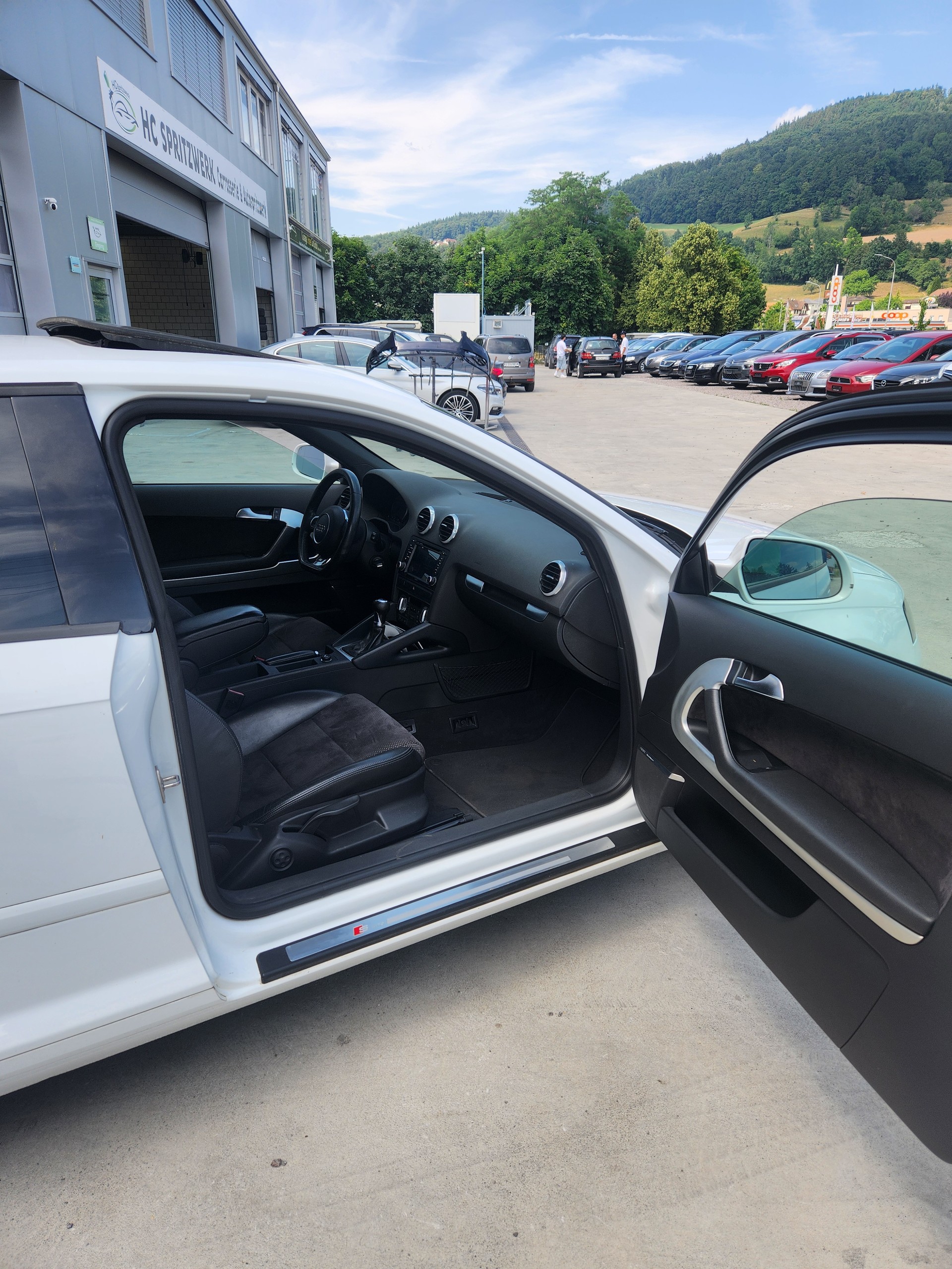 AUDI A3 2.0 TFSI Style S line-image-4