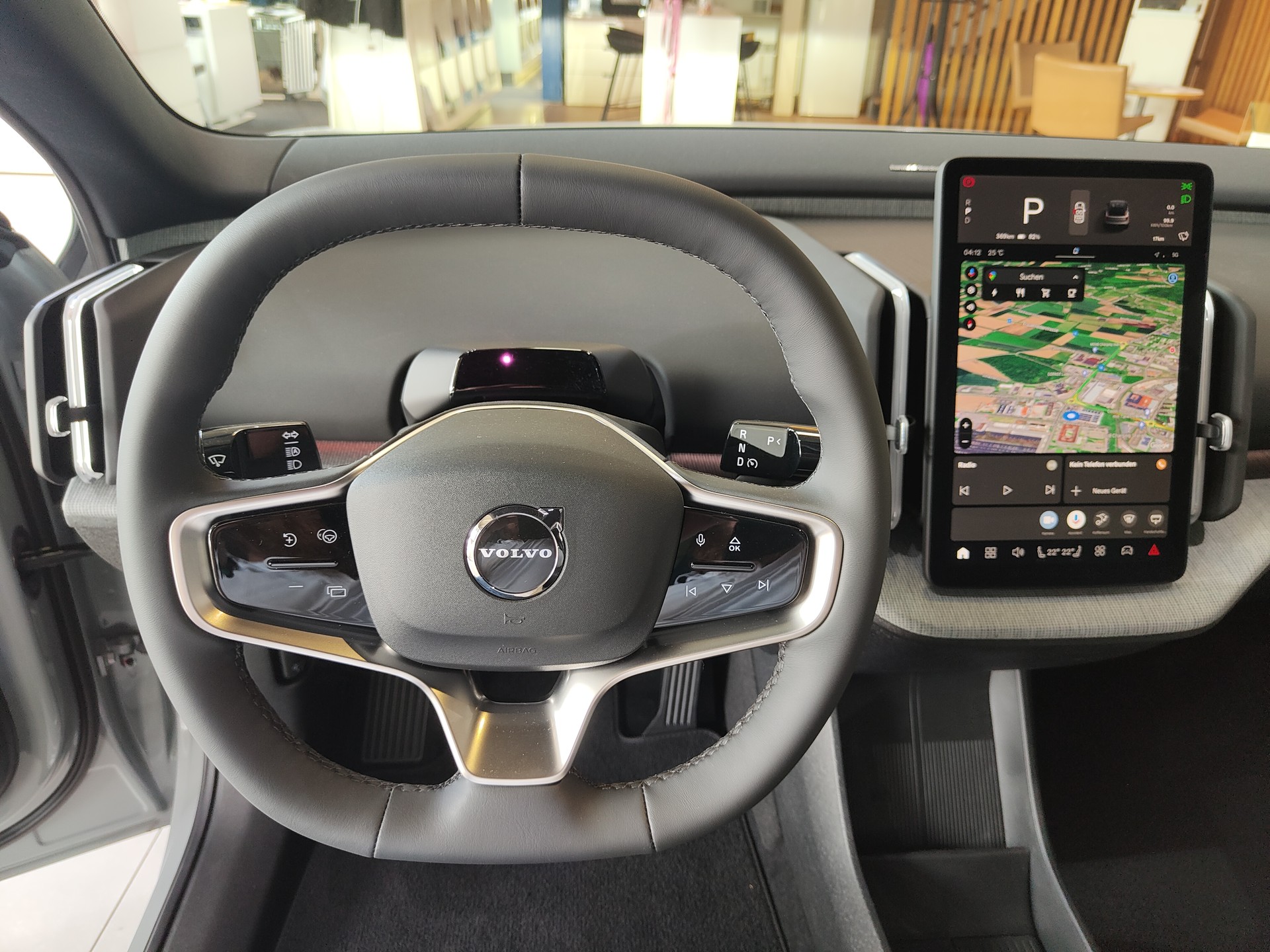 VOLVO EX30 E60 69kWh Twin Ultra-image-9