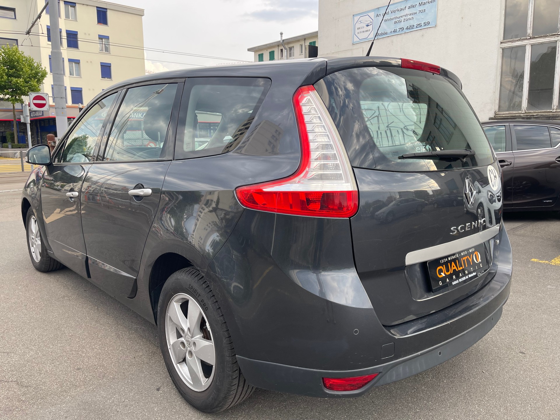 RENAULT Grand Scénic 1.4 16V Turbo Dynamique-image-3