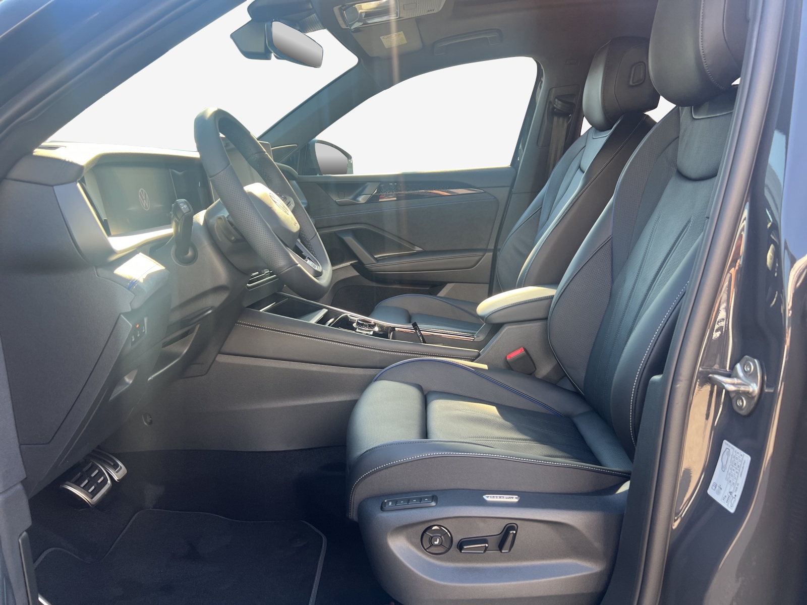 VW Tayron 2.0 TSI R-Line Plus DSG 4Motion-image-7