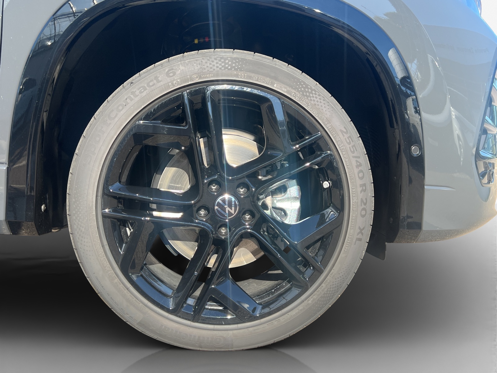 VW Tayron 2.0 TSI R-Line Plus DSG 4Motion-image-13