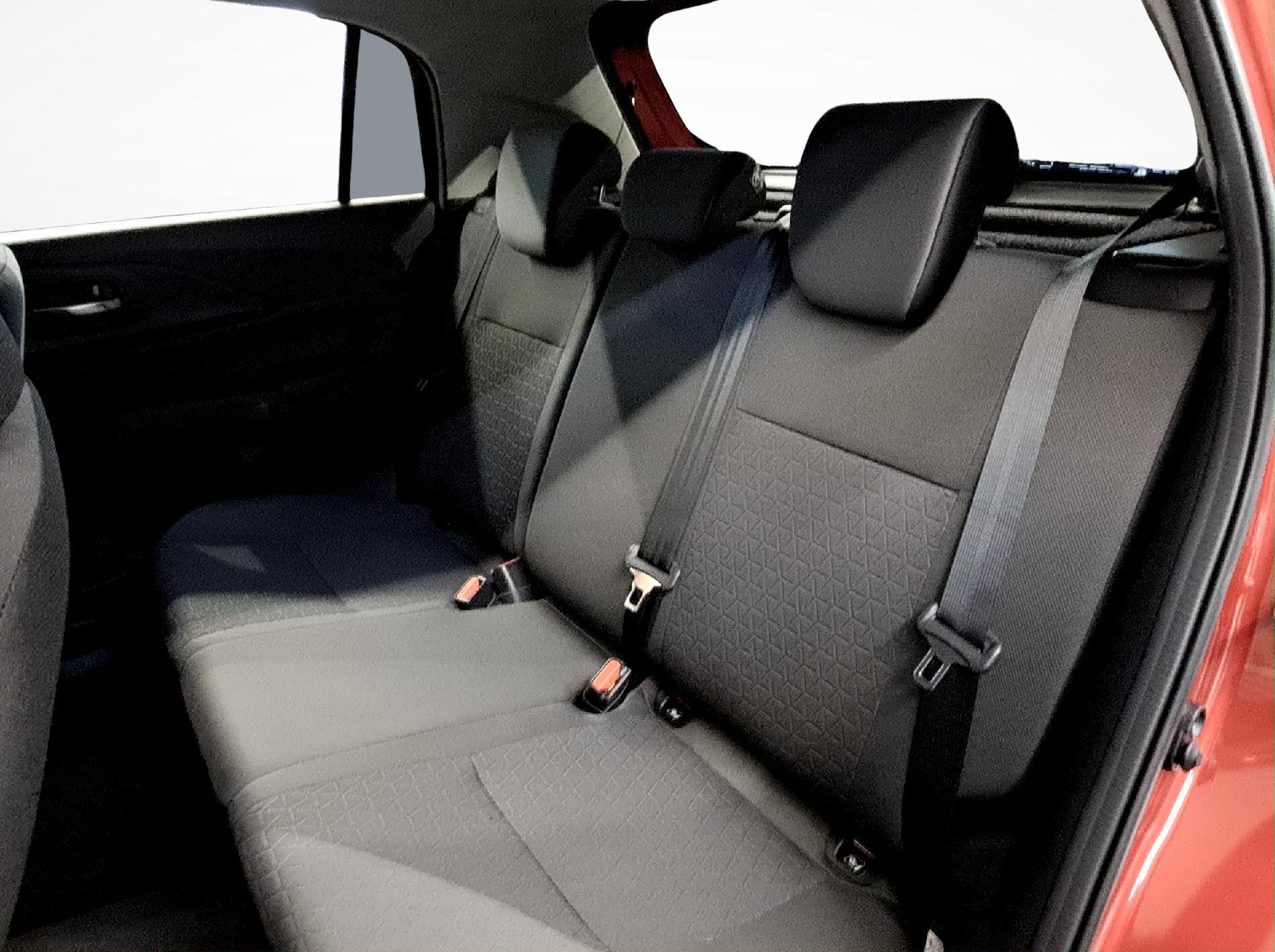 SUZUKI Swift 1.2 Sakura Top Hybrid 4x4-image-10