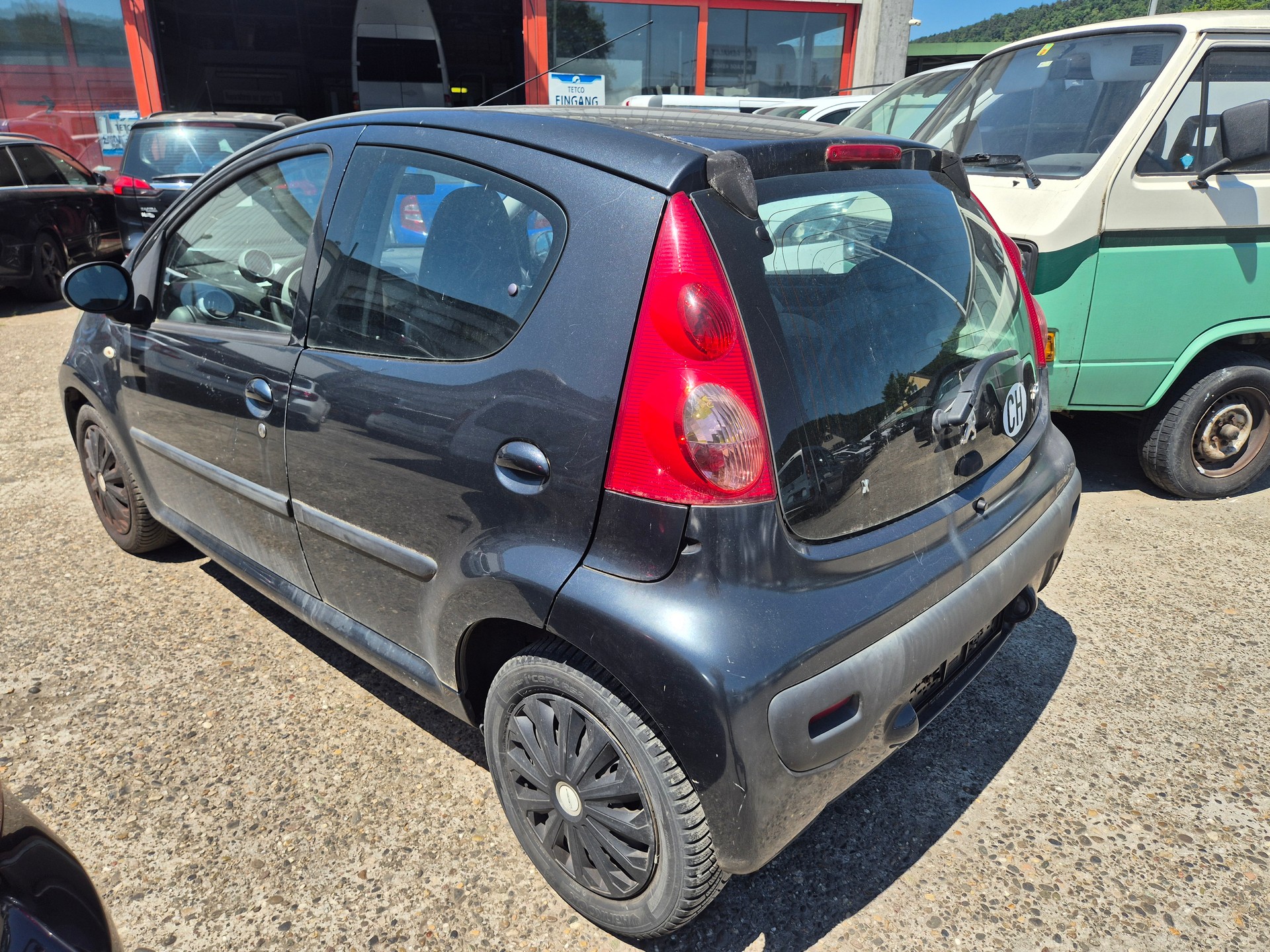 PEUGEOT 107 1.0 Trendy-image-4