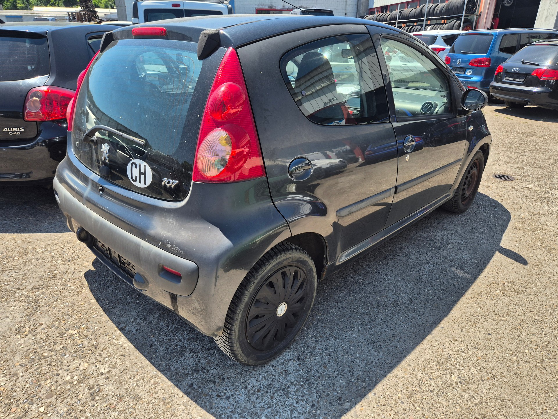 PEUGEOT 107 1.0 Trendy-image-3