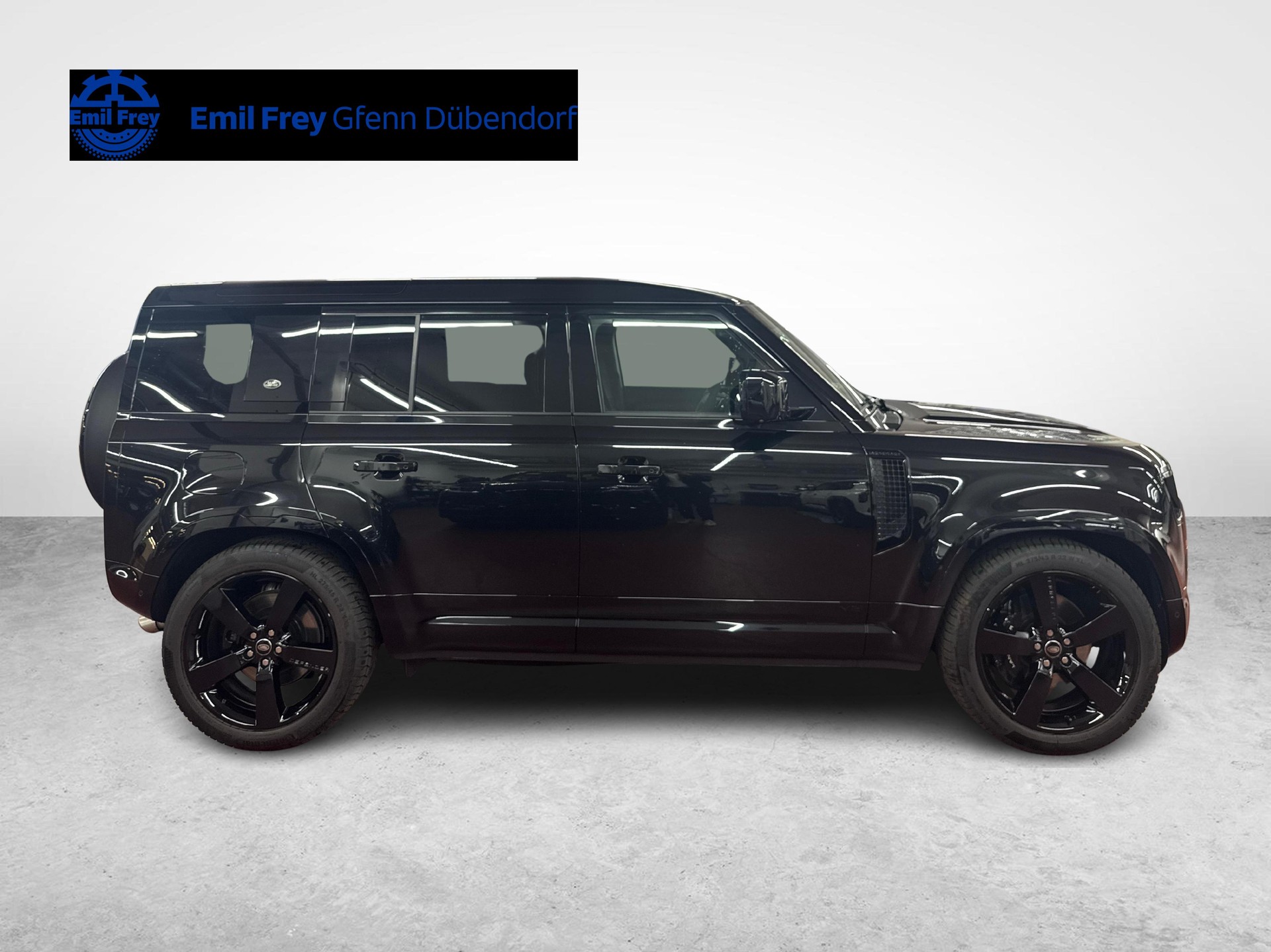 LAND ROVER Defender 110 5.0 V8 SC-image-6