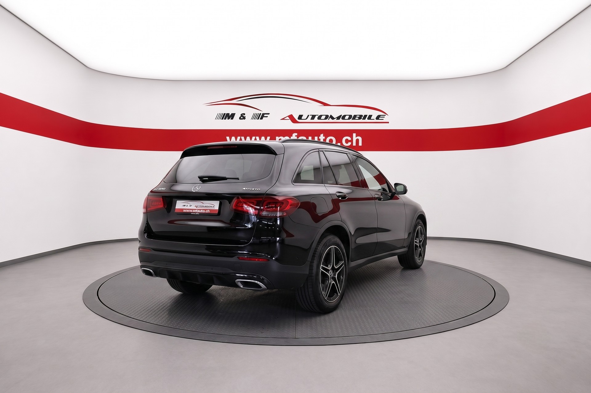 MERCEDES-BENZ GLC 300 e AMG Line 4m CH FAHRZEUG-image-7