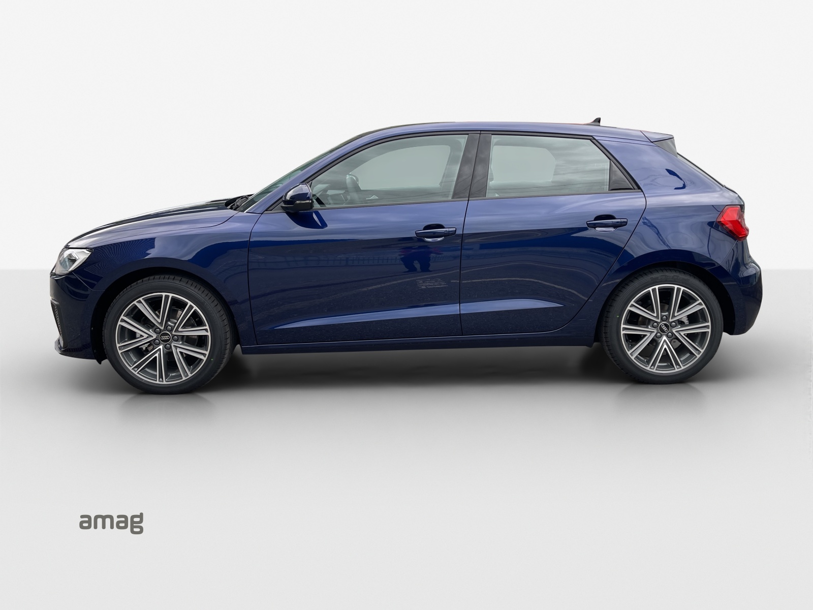 AUDI A1 Sportback 30 TFSI Attraction S-tronic-showroom-element-1