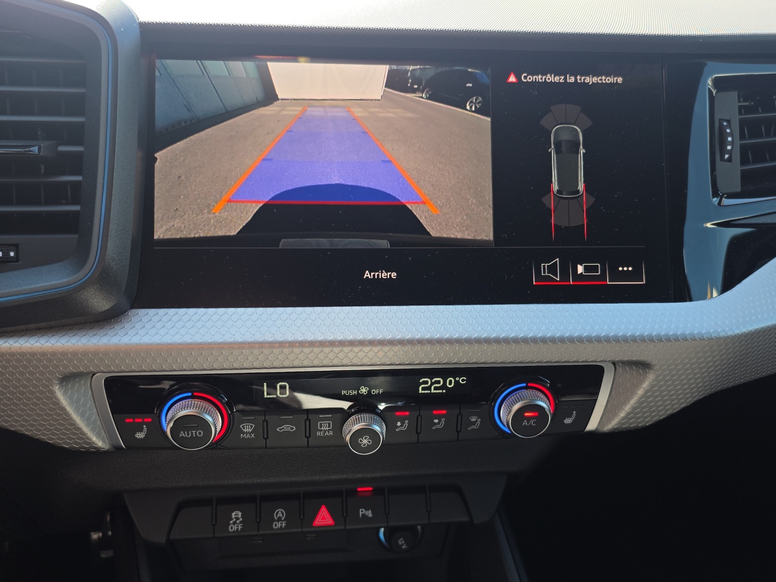 AUDI A1 Sportback 30 TFSI Attraction S-tronic-image-10