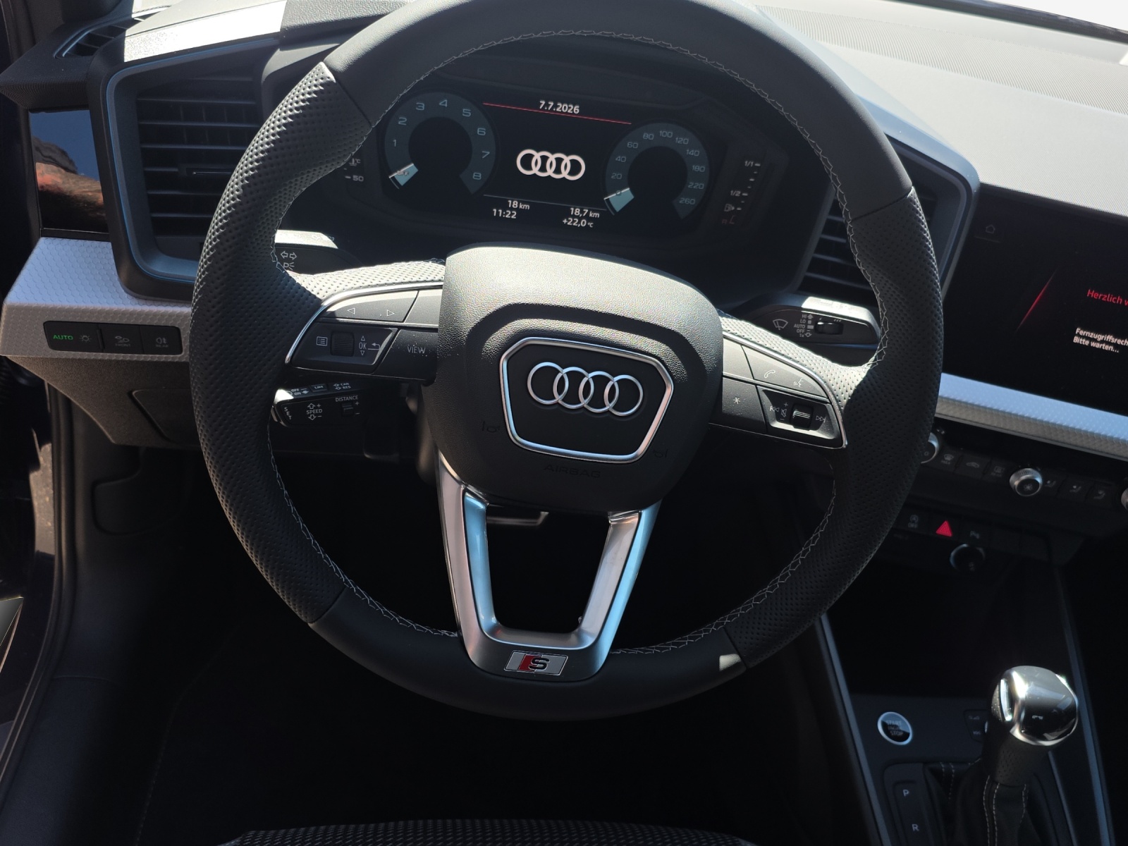 AUDI A1 Sportback 30 TFSI Attraction S-tronic-image-9