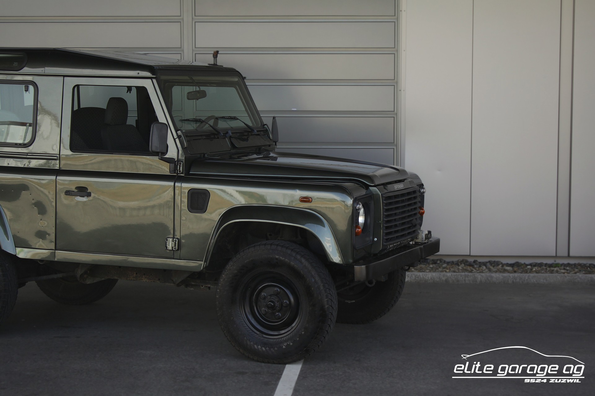 LAND ROVER Defender 90 SW 2.5 Td5-image-8