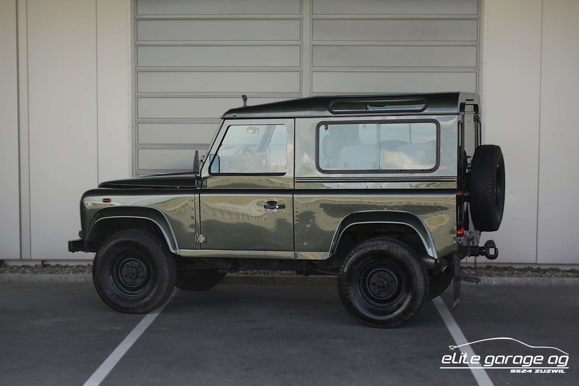 LAND ROVER Defender 90 SW 2.5 Td5-image-2