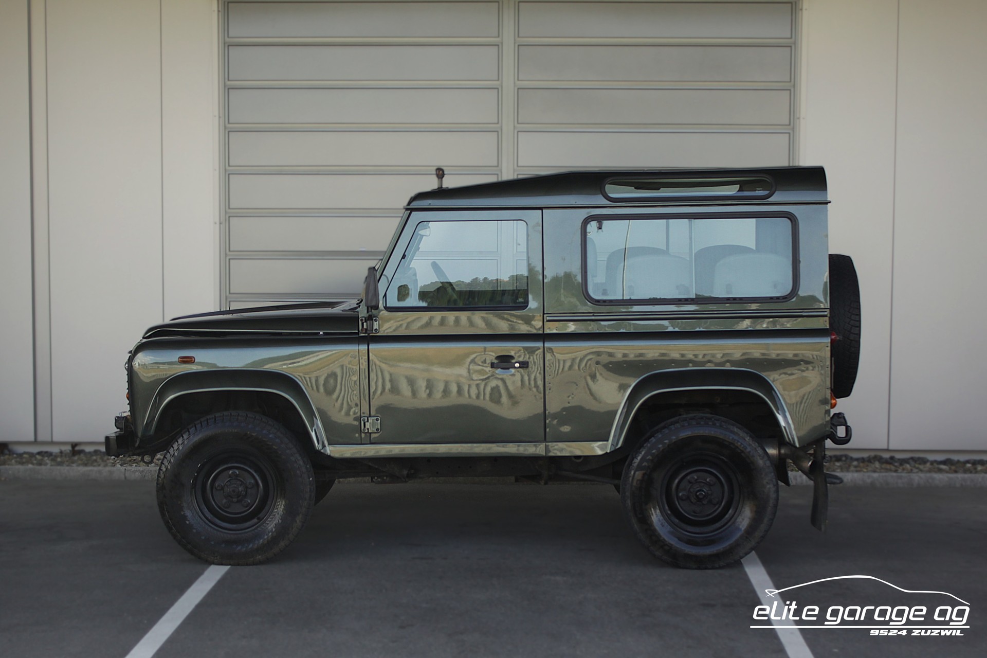 LAND ROVER Defender 90 SW 2.5 Td5-image-1
