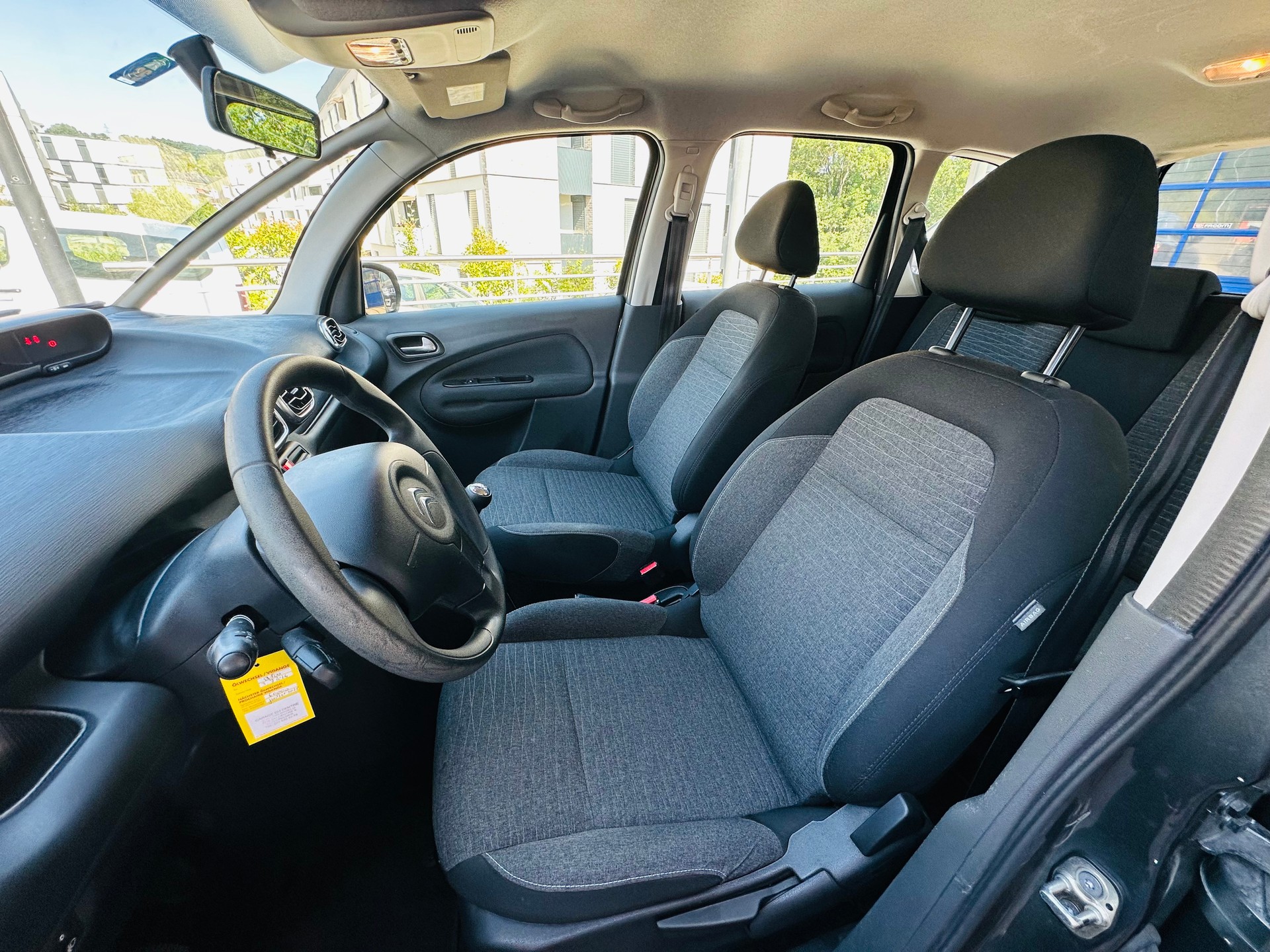CITROEN C3 Picasso 1.2 Pure Tech Sélection-image-16