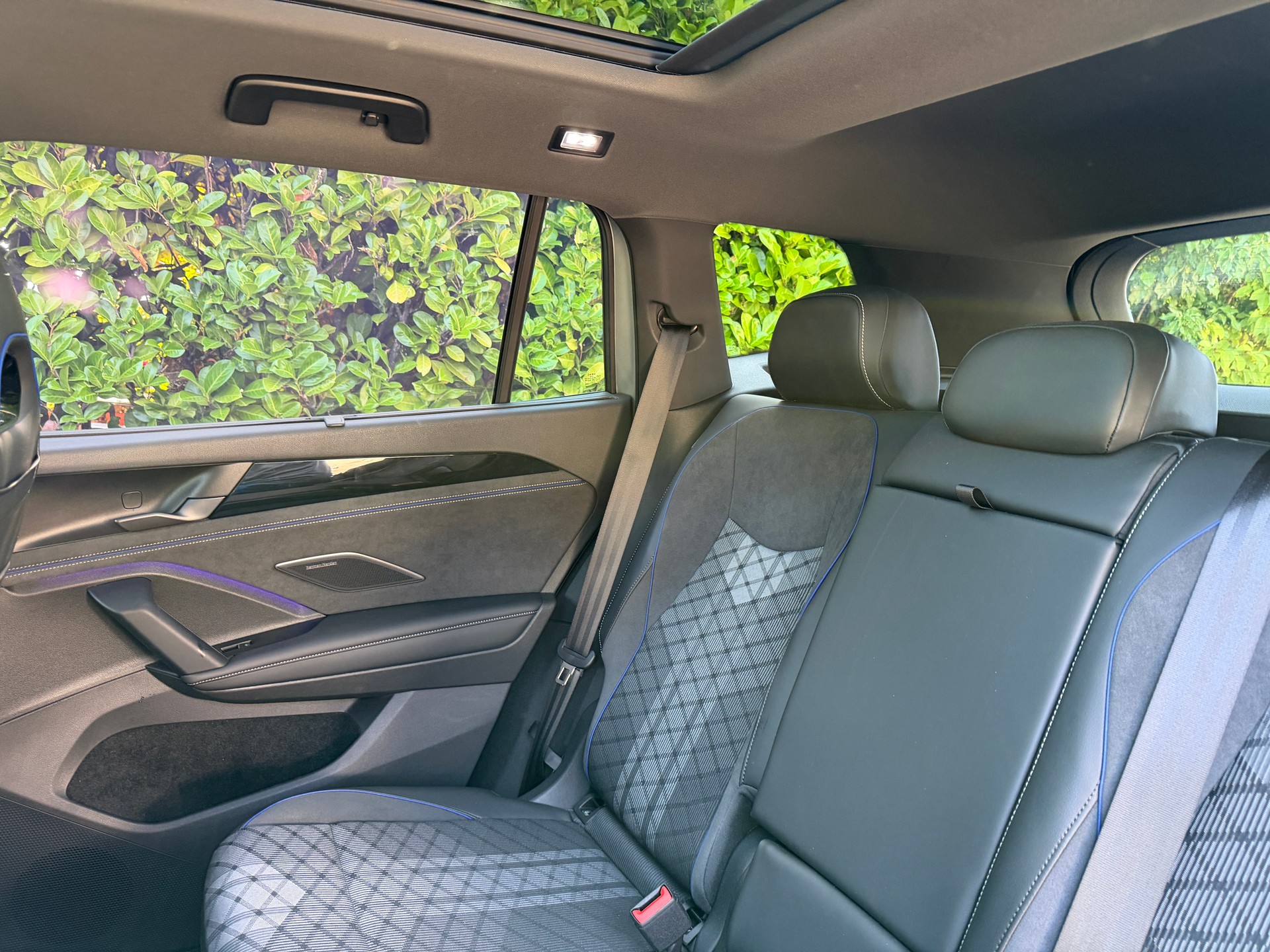VW Tayron R-Line TSI-image-13
