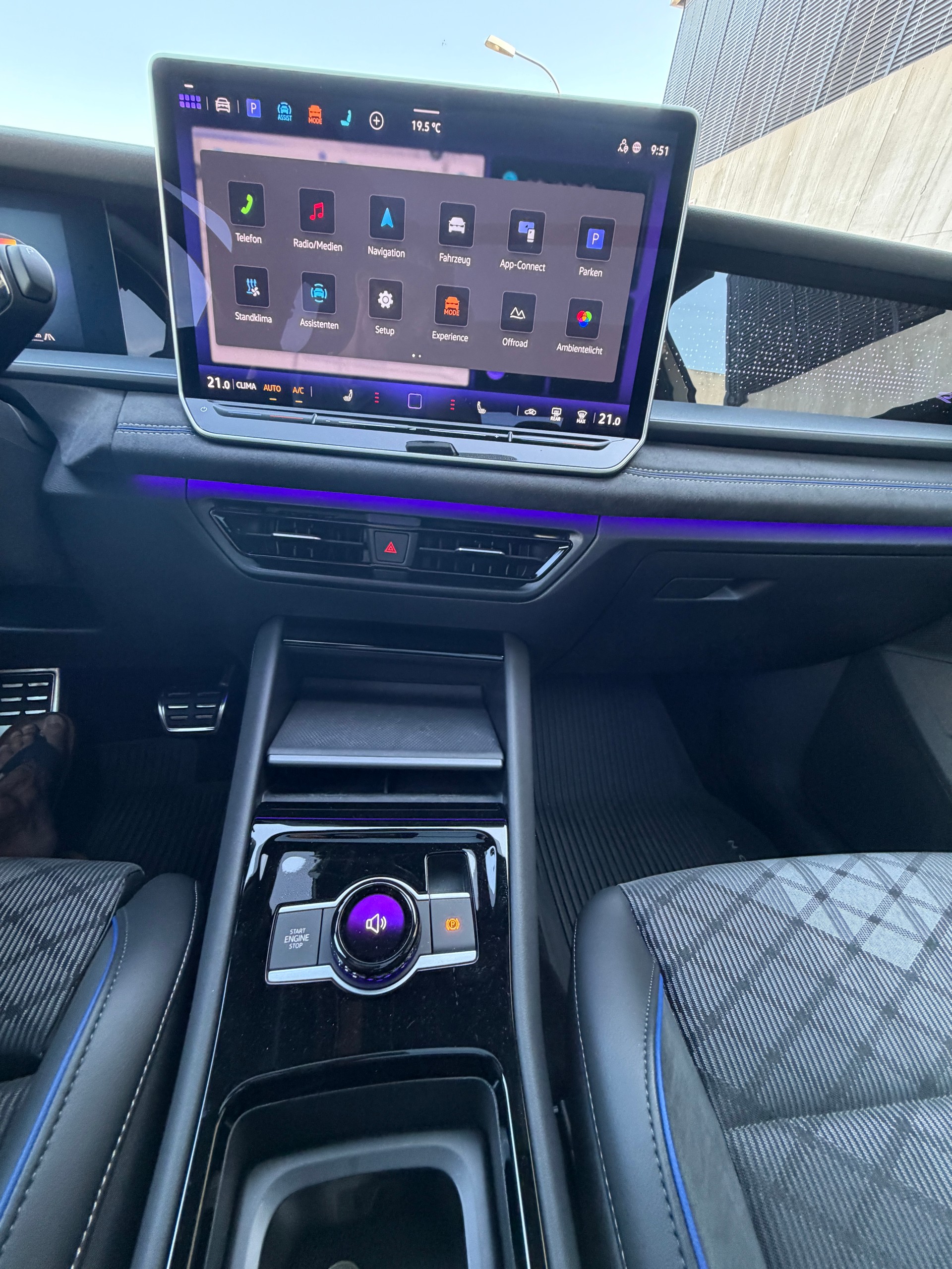 VW Tayron R-Line TSI-image-17