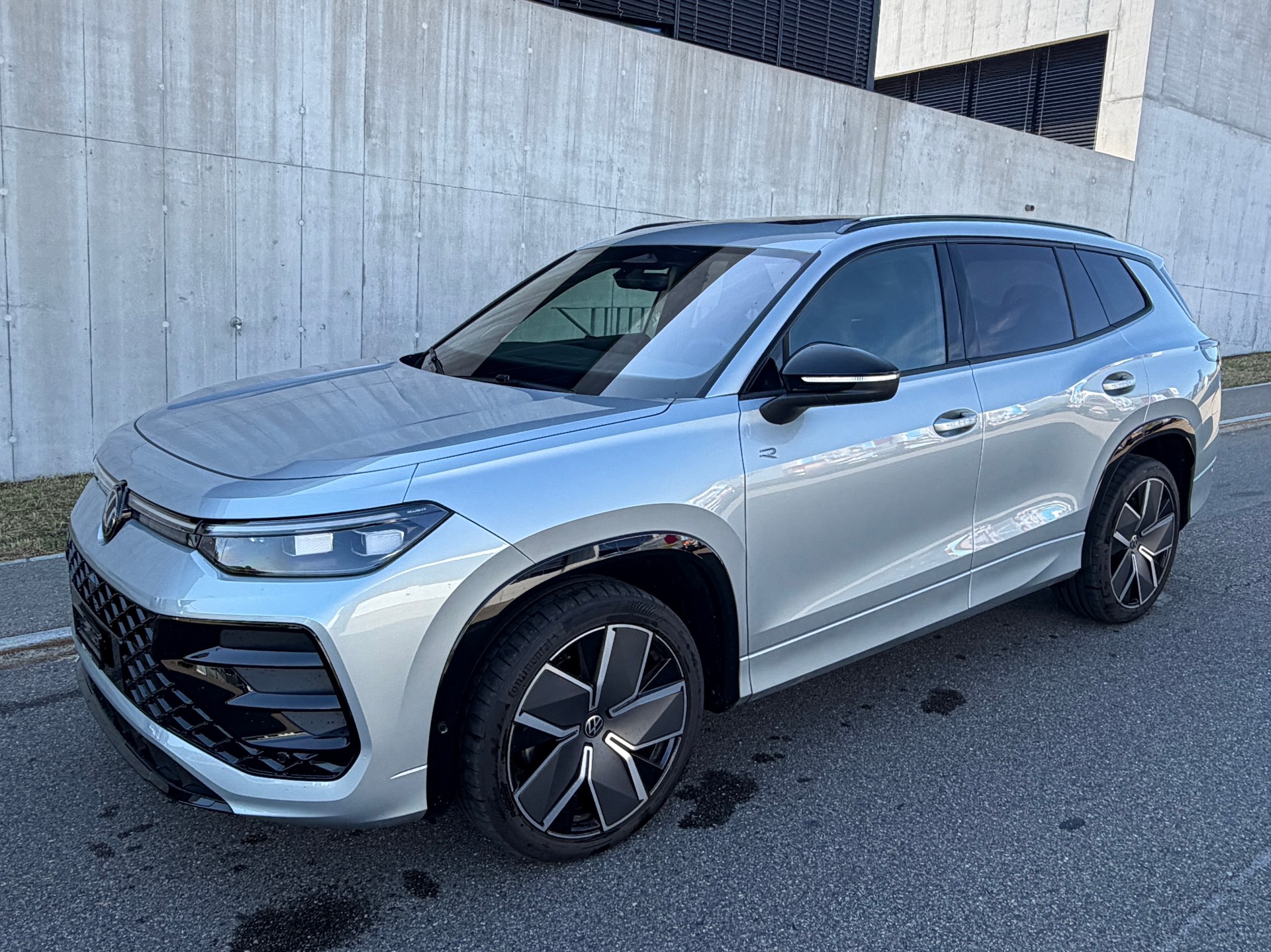 VW Tayron R-Line TSI-image-2