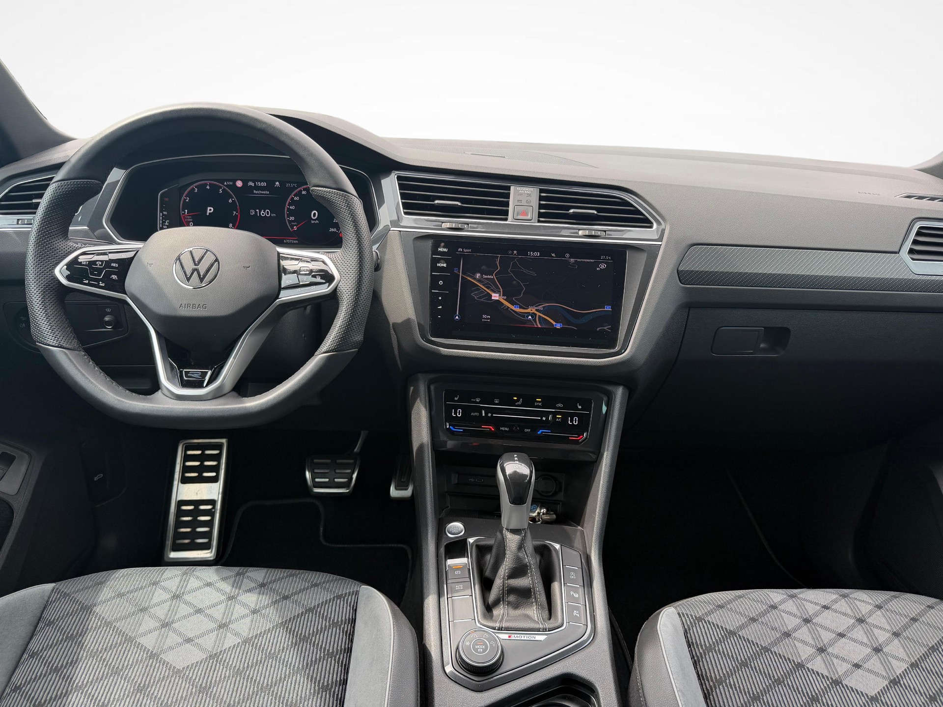 VW Tiguan 2.0 TSI R-Line DSG-image-9