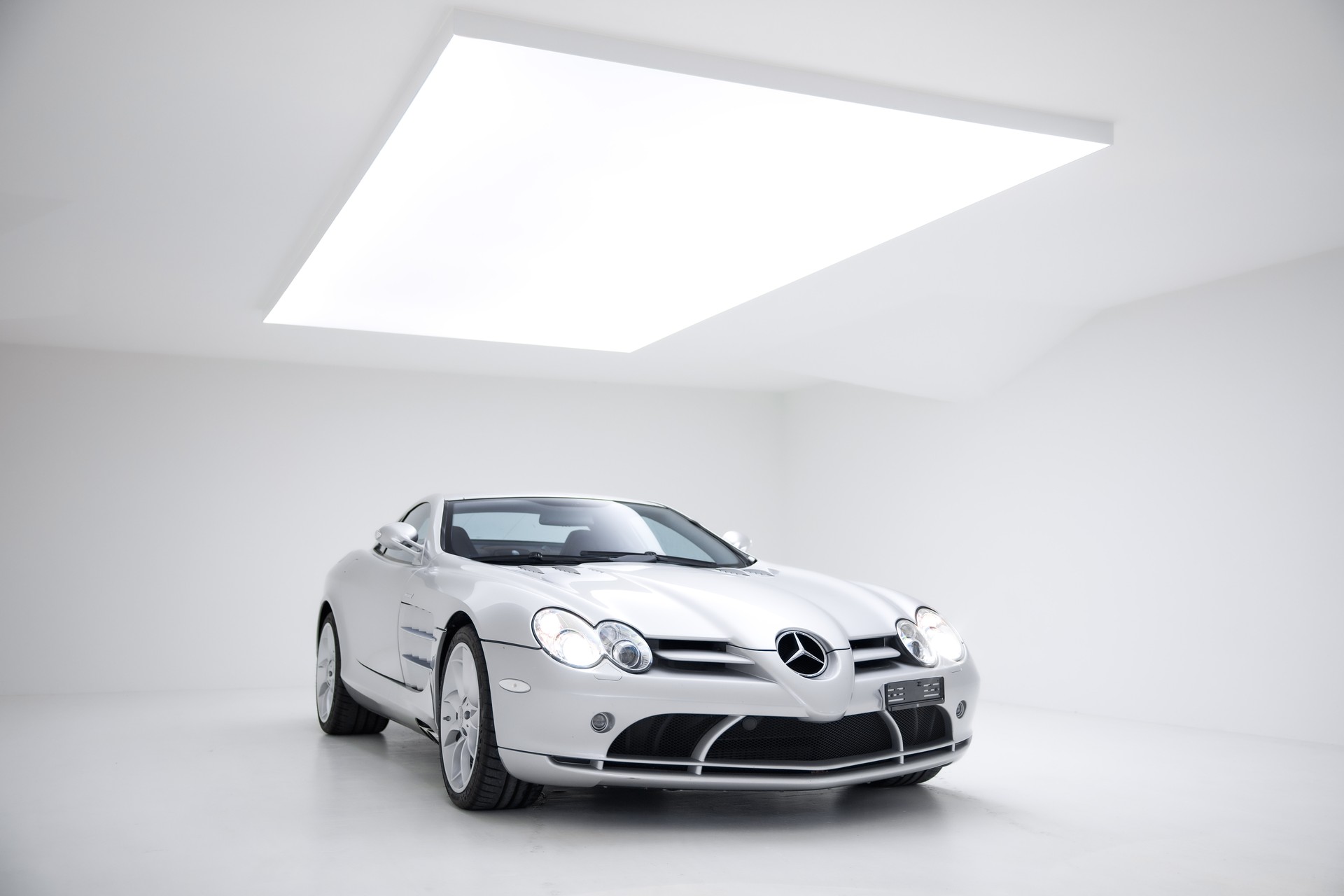 MERCEDES-BENZ SLR-image-5
