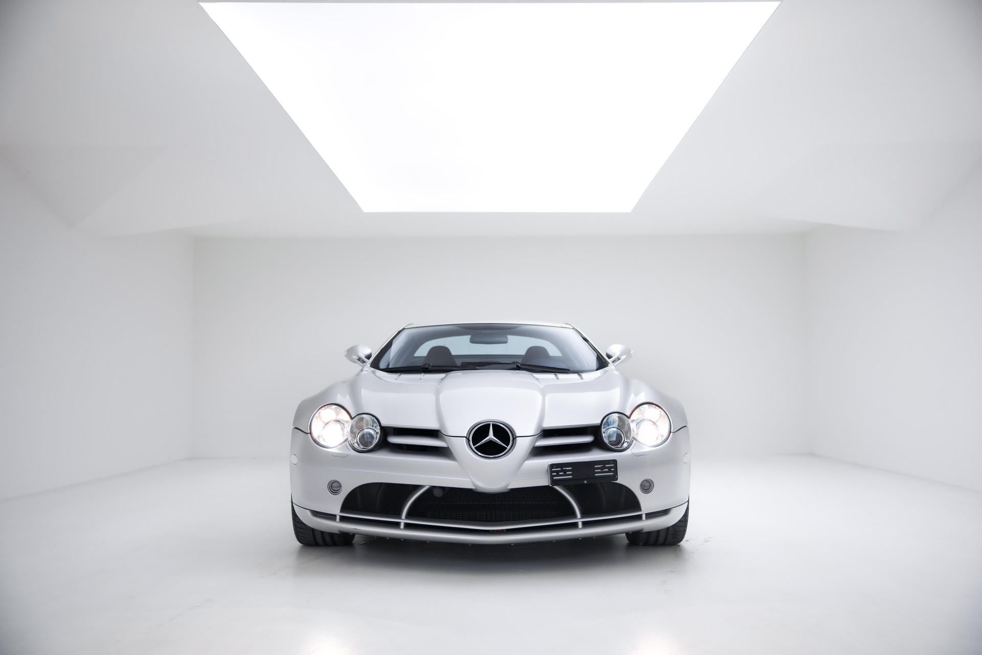 MERCEDES-BENZ SLR-image-4