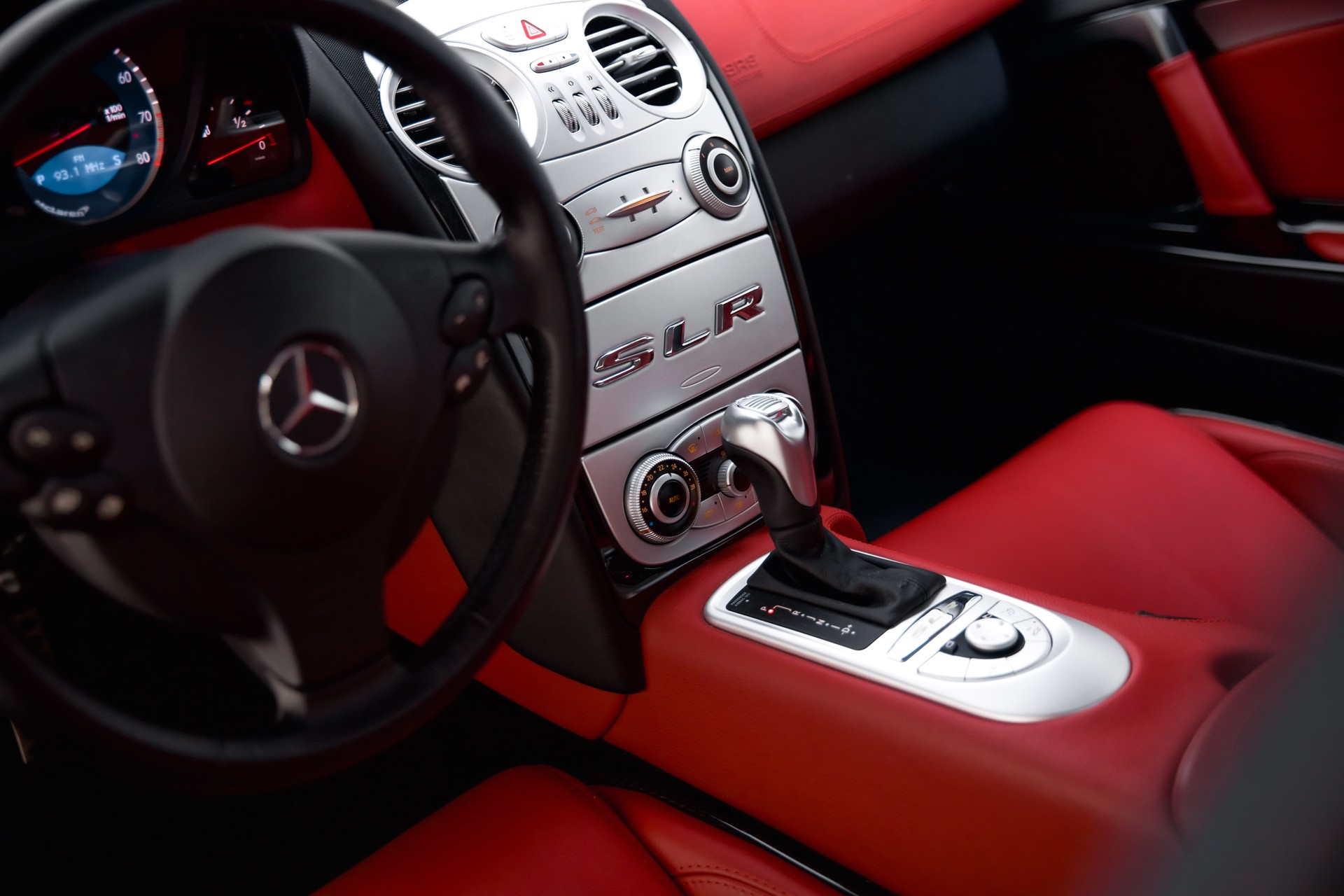 MERCEDES-BENZ SLR-image-20