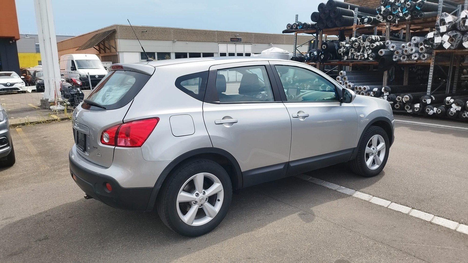 NISSAN Qashqai 2.0 dCi 4WD tekna-image-4
