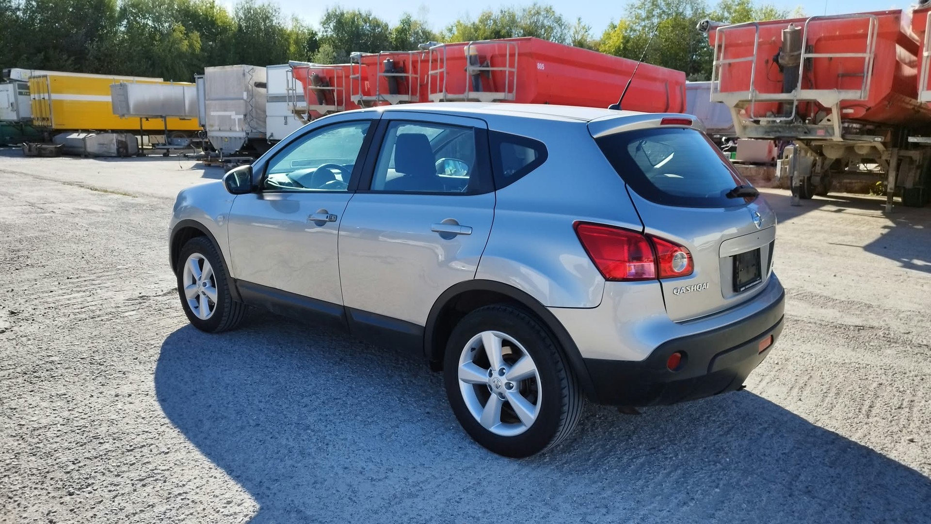NISSAN Qashqai 2.0 dCi 4WD tekna-image-3