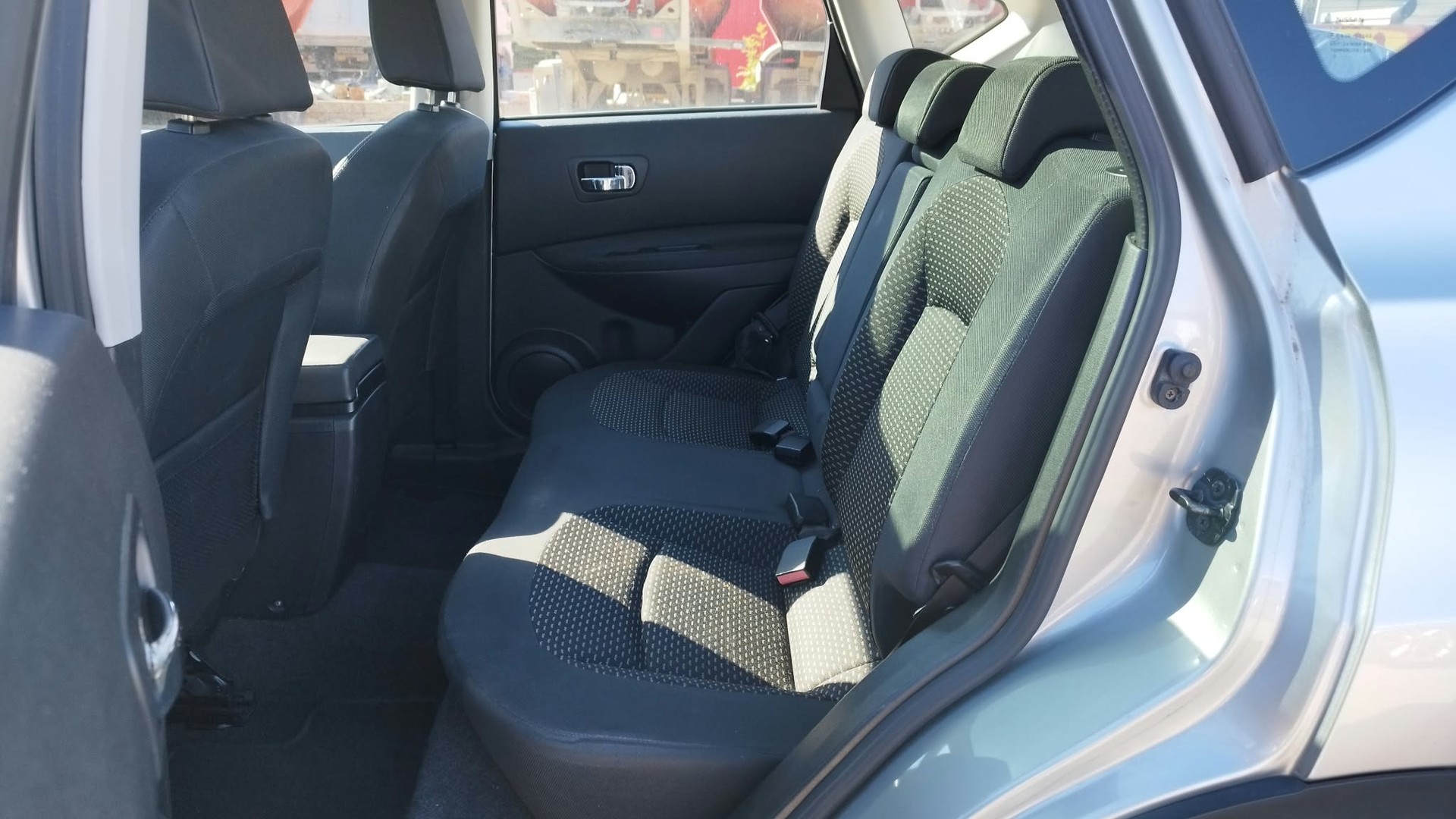 NISSAN Qashqai 2.0 dCi 4WD tekna-image-8
