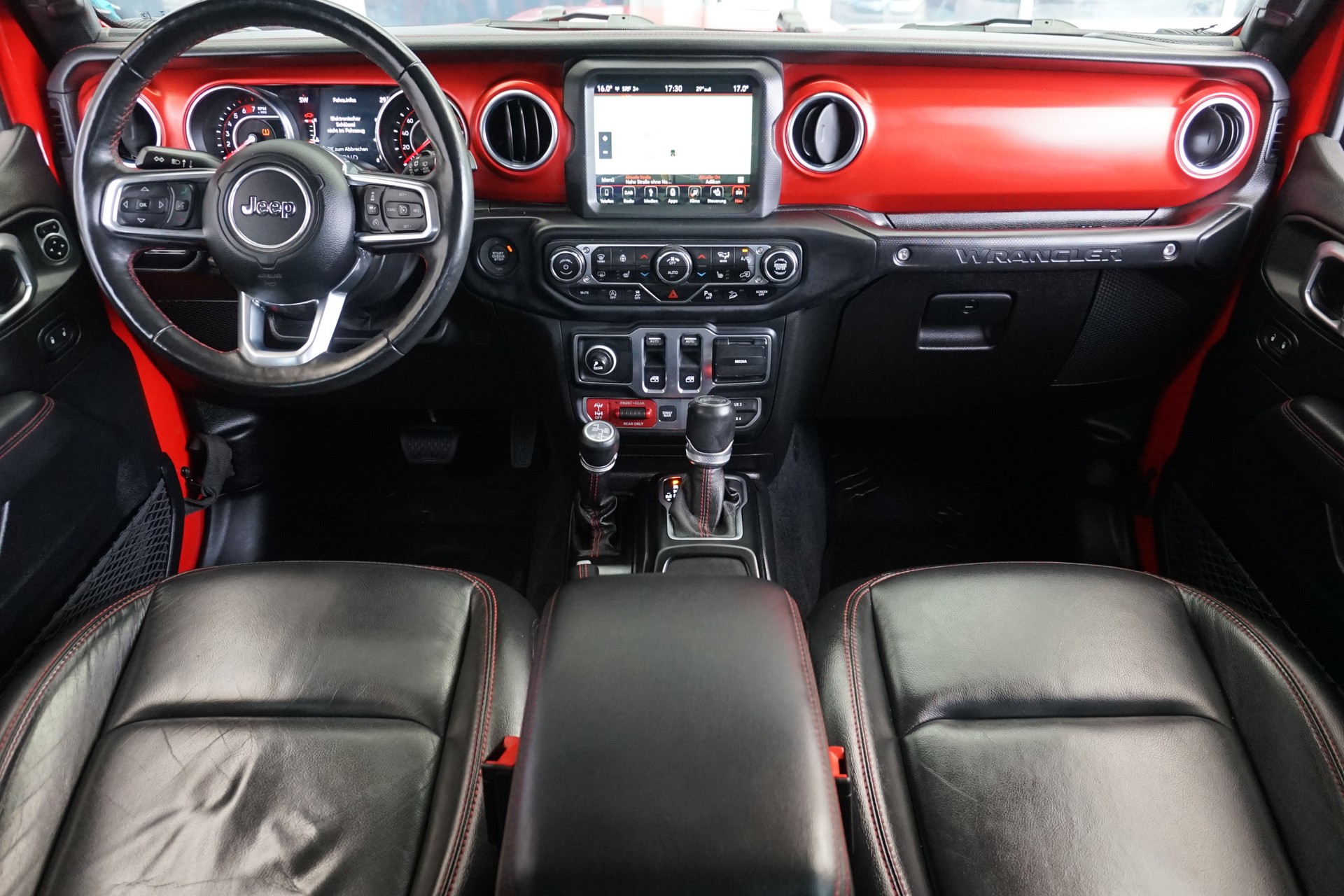 JEEP Wrangler 2.0 T Rubicon 4x4 272 PS mit AHK und Abstandsregeltempomat !!-image-16