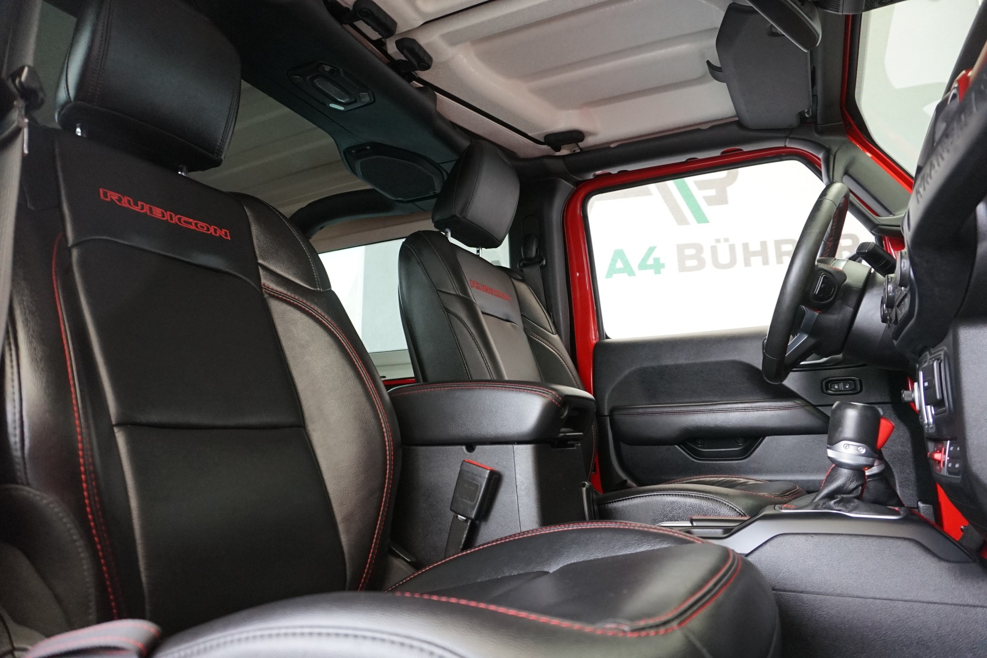 JEEP Wrangler 2.0 T Rubicon 4x4 272 PS mit AHK und Abstandsregeltempomat !!-image-22