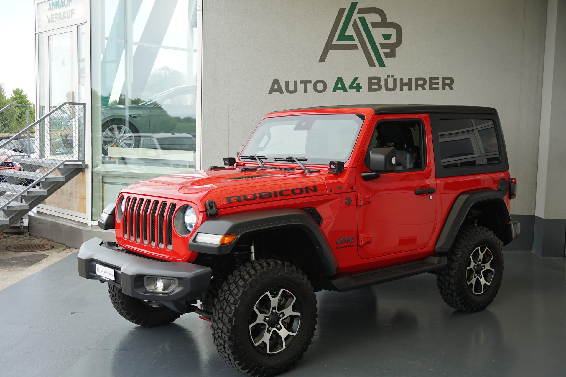 JEEP Wrangler 2.0 T Rubicon 4x4 272 PS mit AHK und Abstandsregeltempomat !!-showroom-element-3