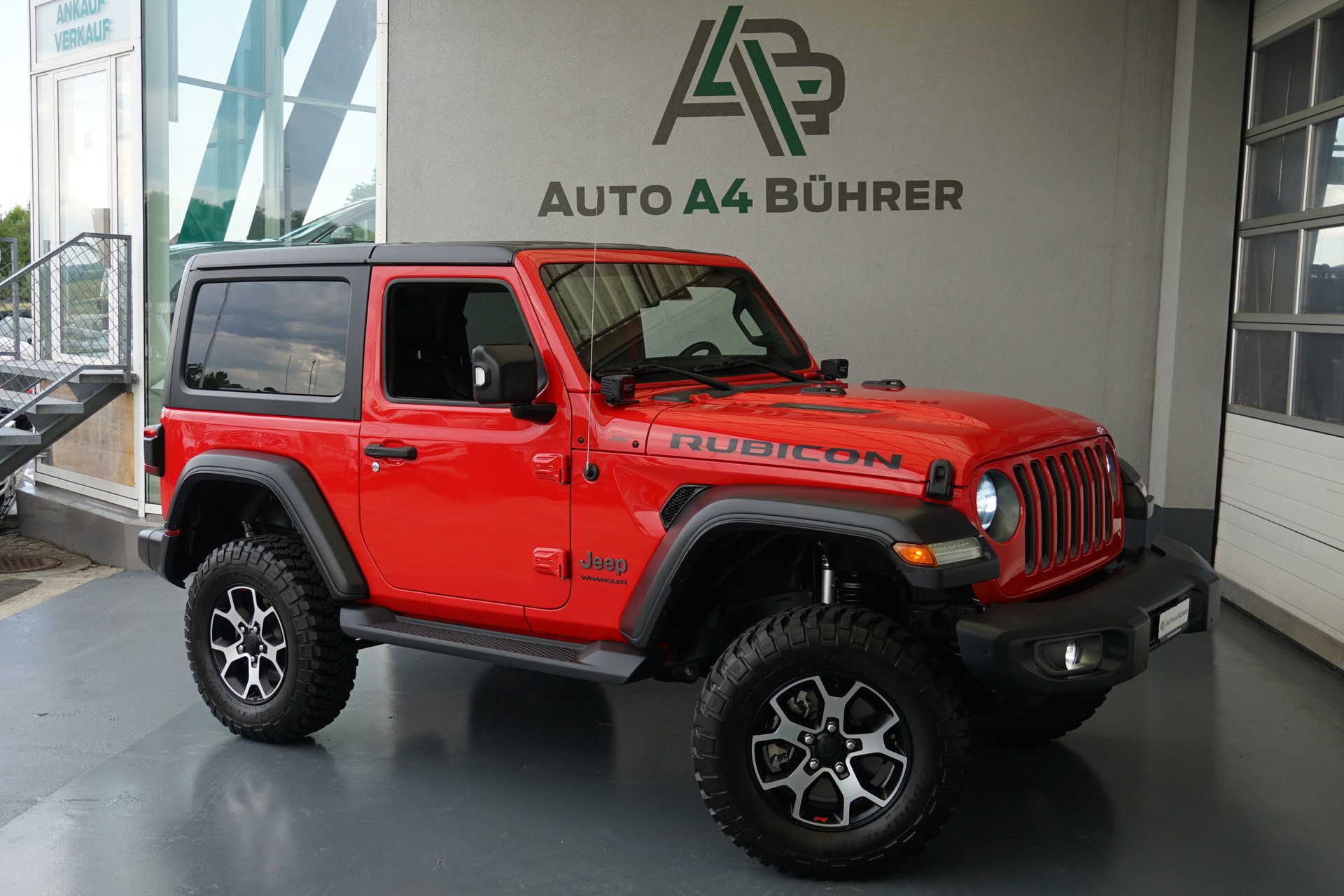 JEEP Wrangler 2.0 T Rubicon 4x4 272 PS mit AHK und Abstandsregeltempomat !!-showroom-element-1